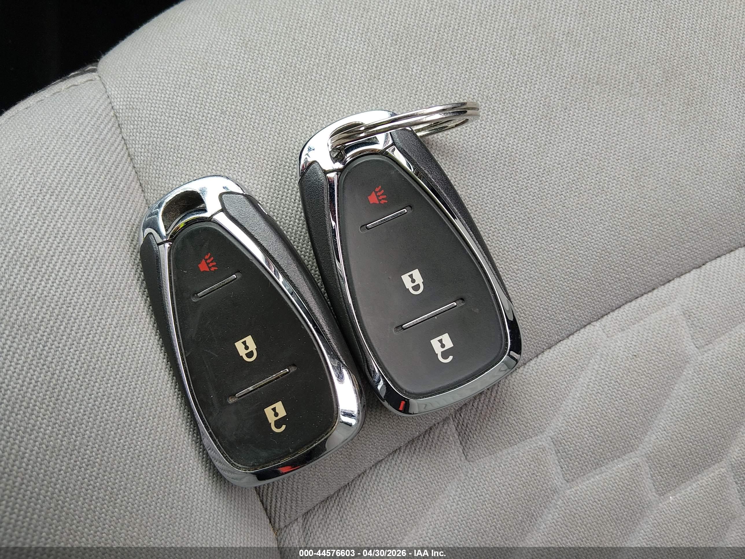 CHEVROLET EQUINOX image 11