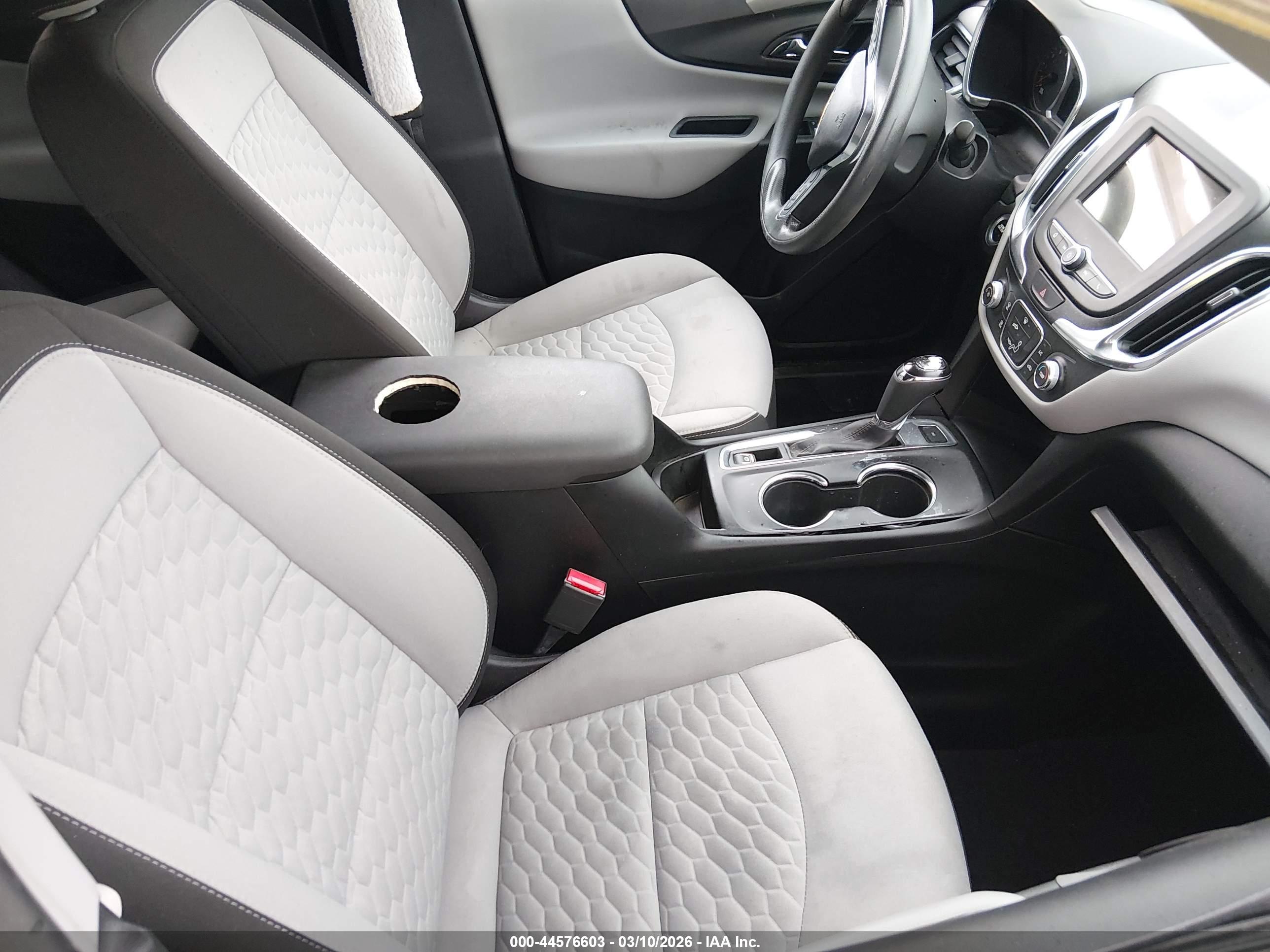 CHEVROLET EQUINOX image 5