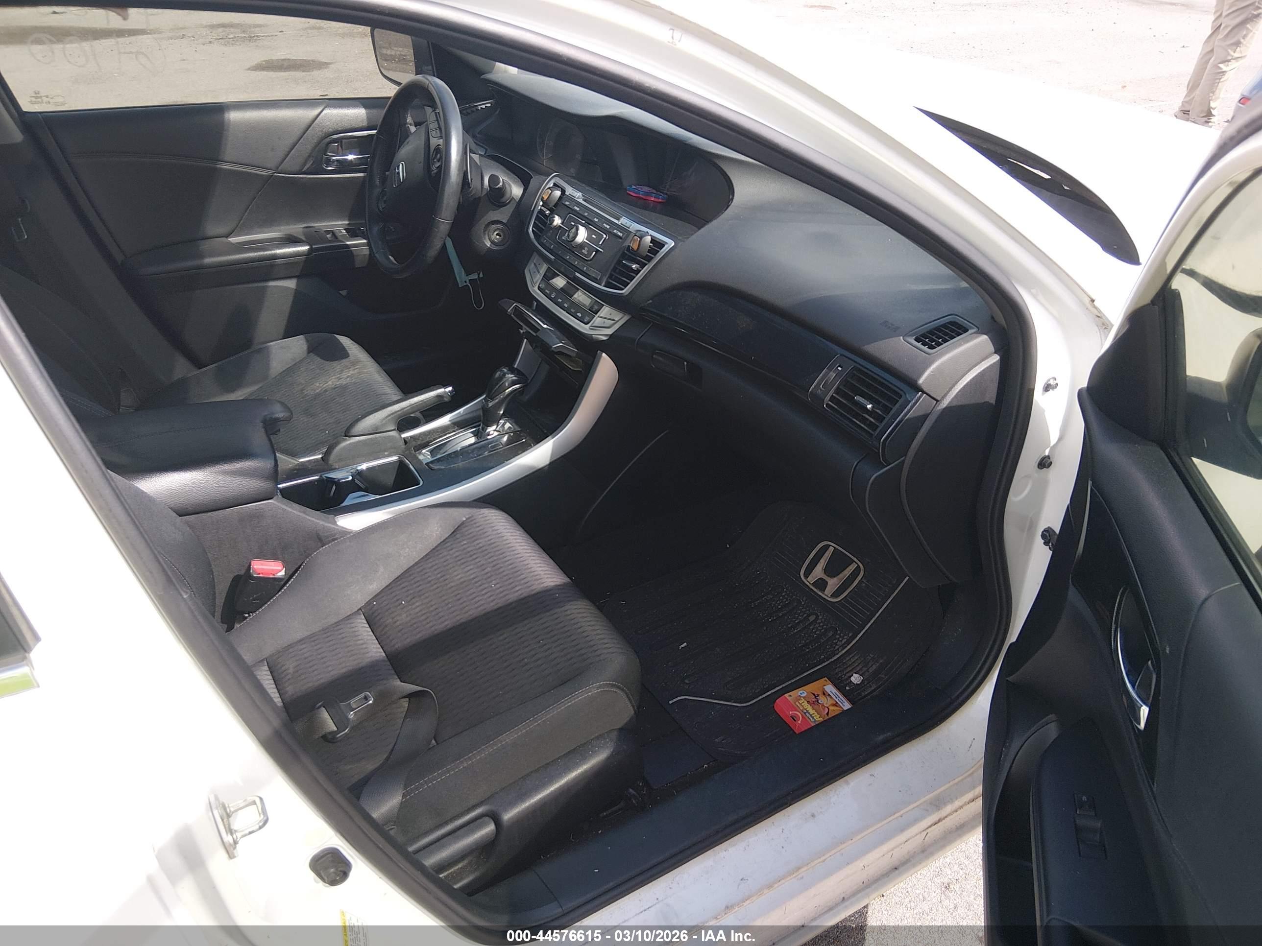 HONDA ACCORD image 5