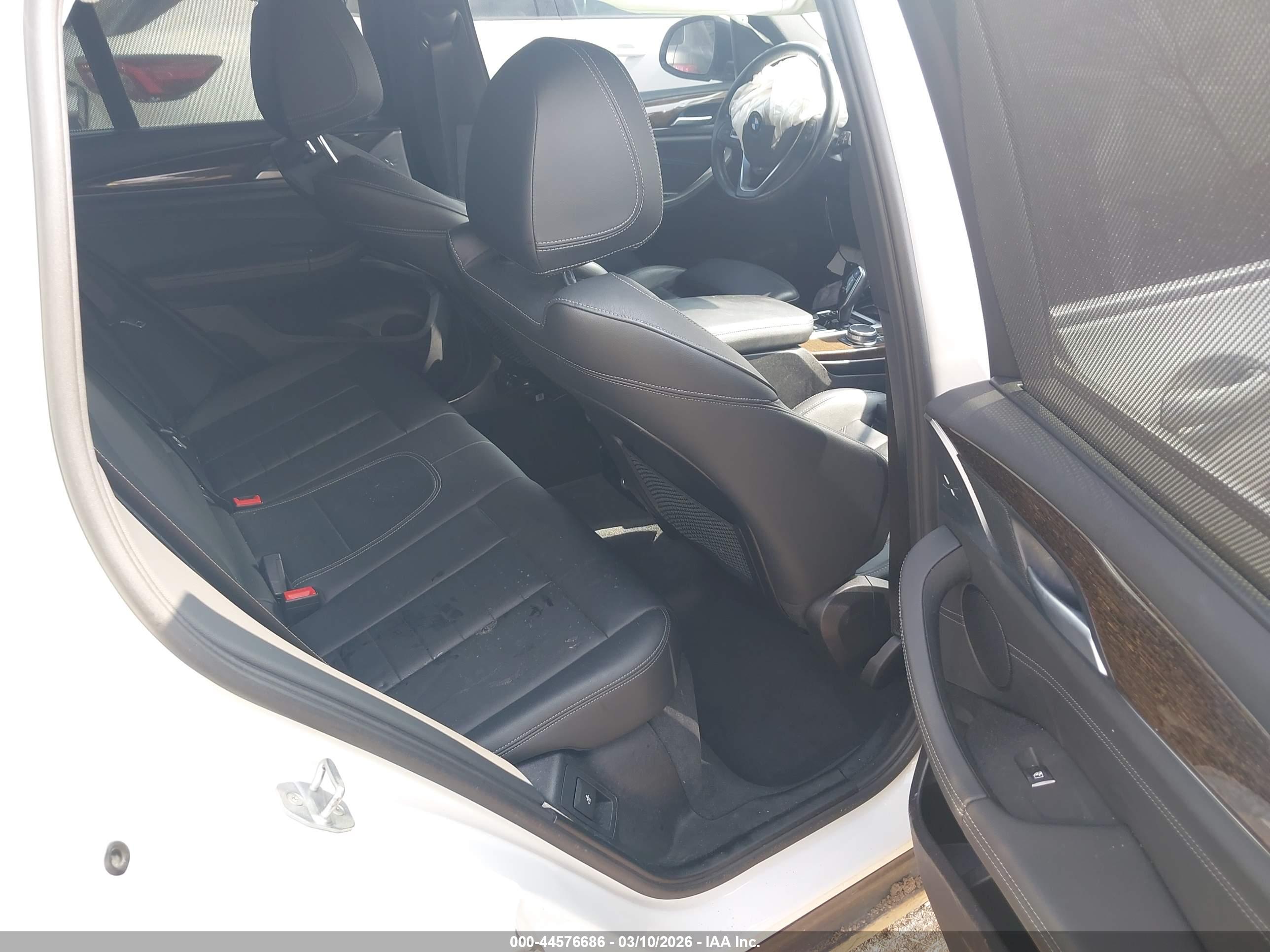 BMW X3 image 8