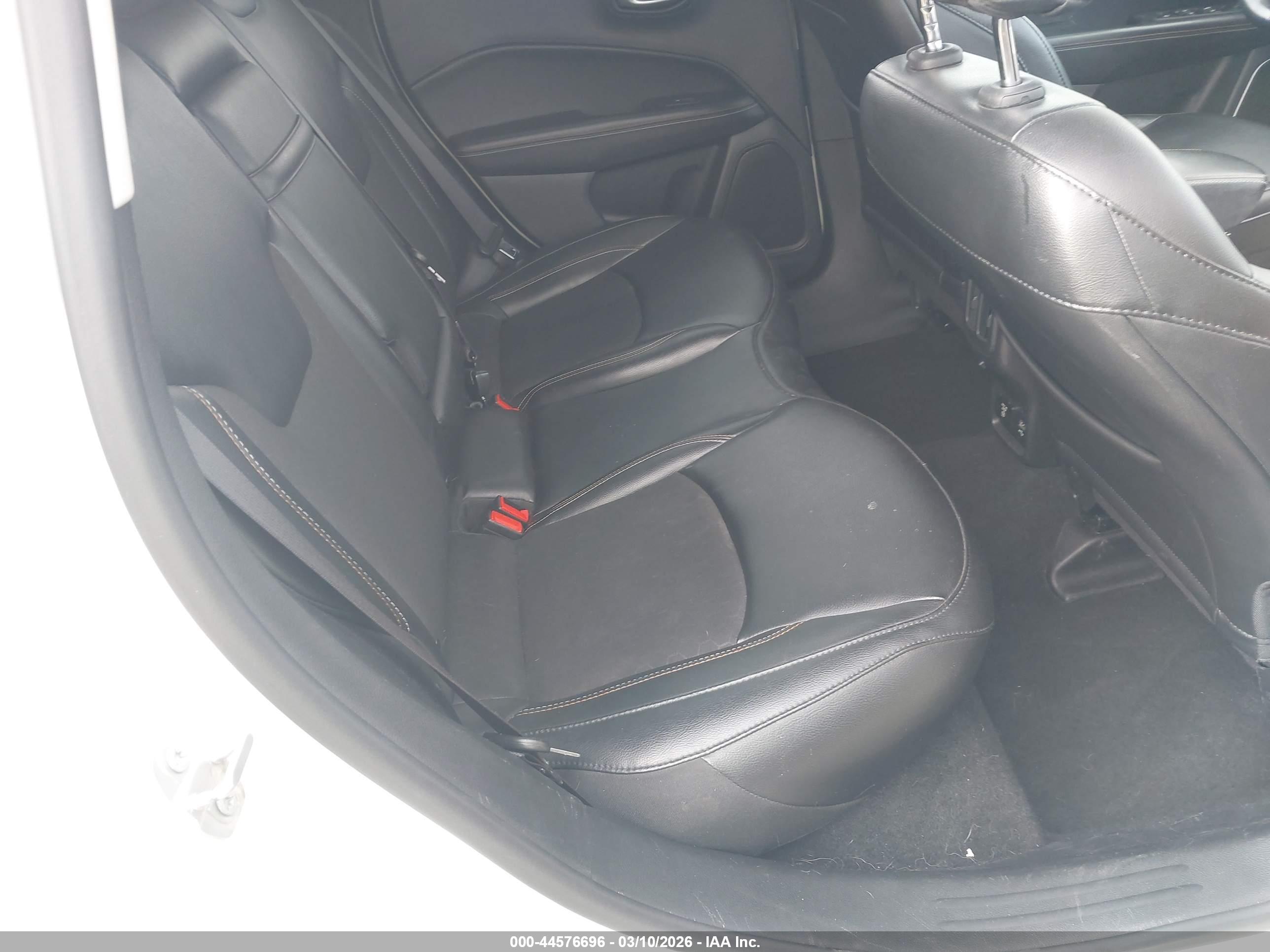 JEEP COMPASS image 8