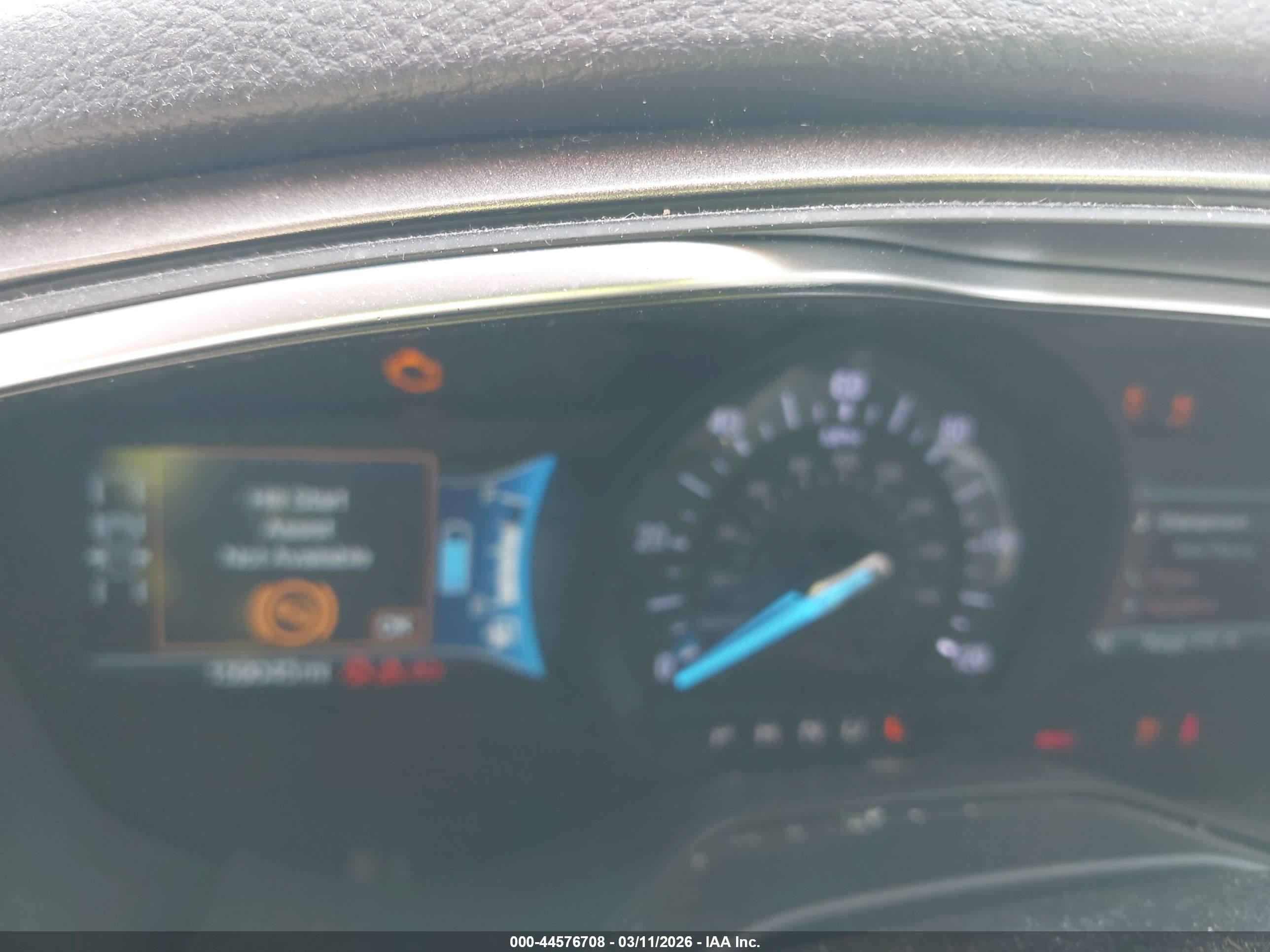 FORD FUSION image 7