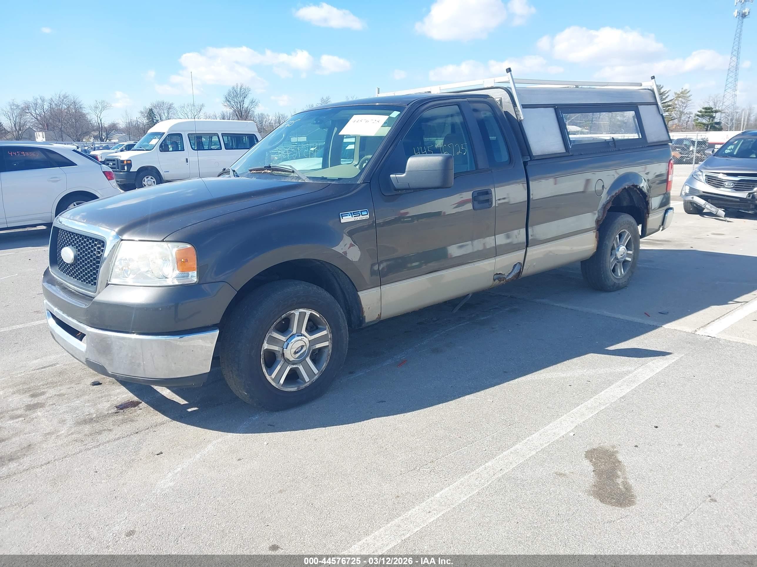 FORD F-150 image 2