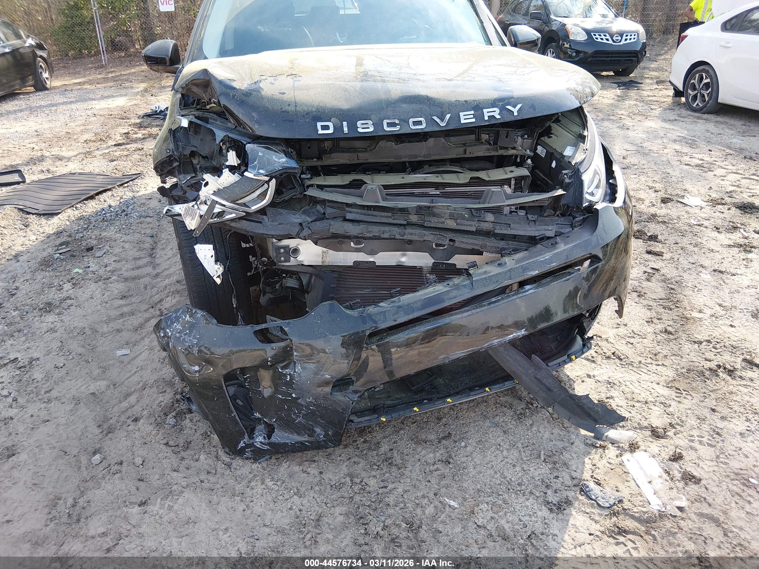 LAND ROVER image 6