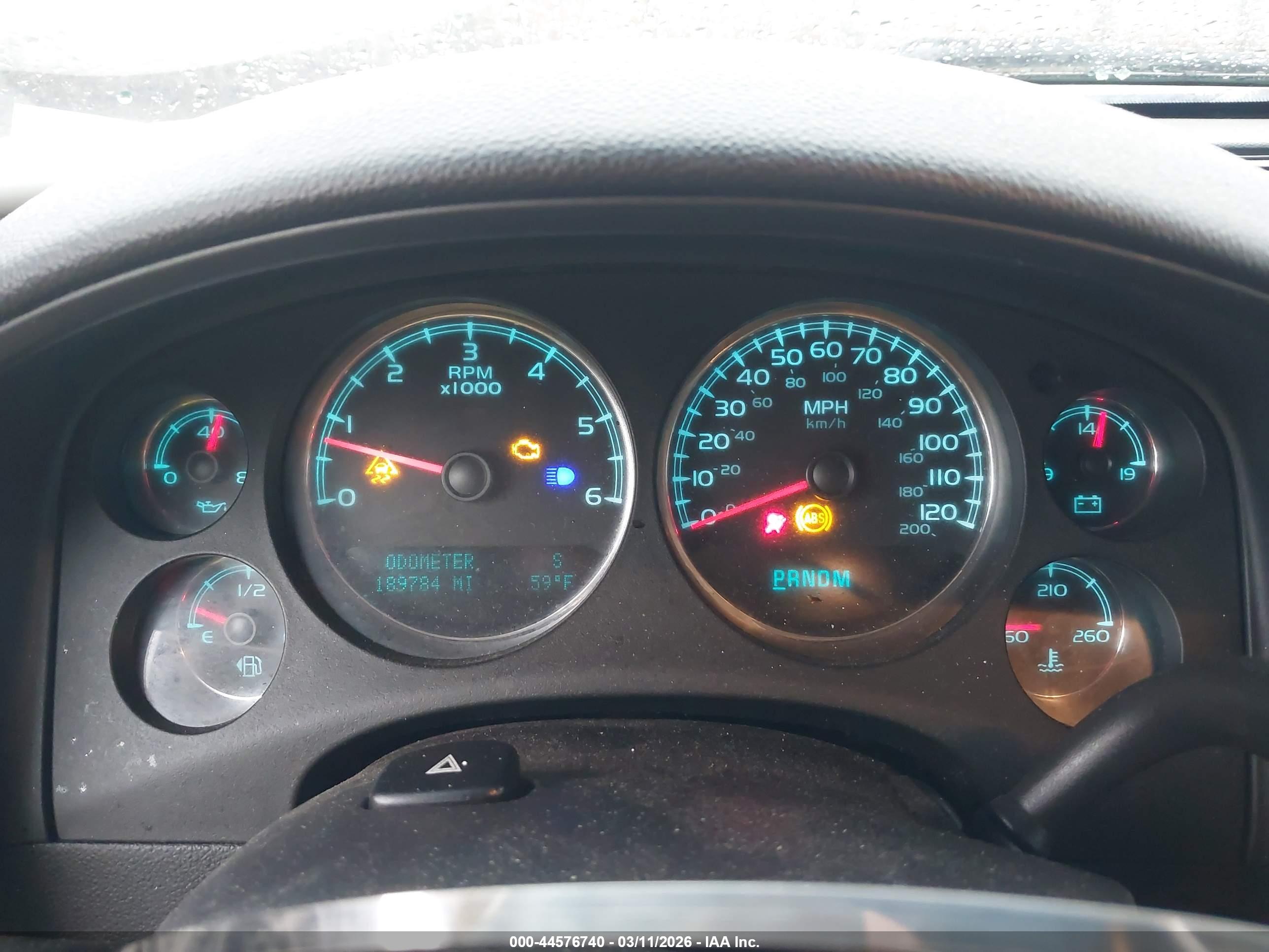 GMC YUKON image 7
