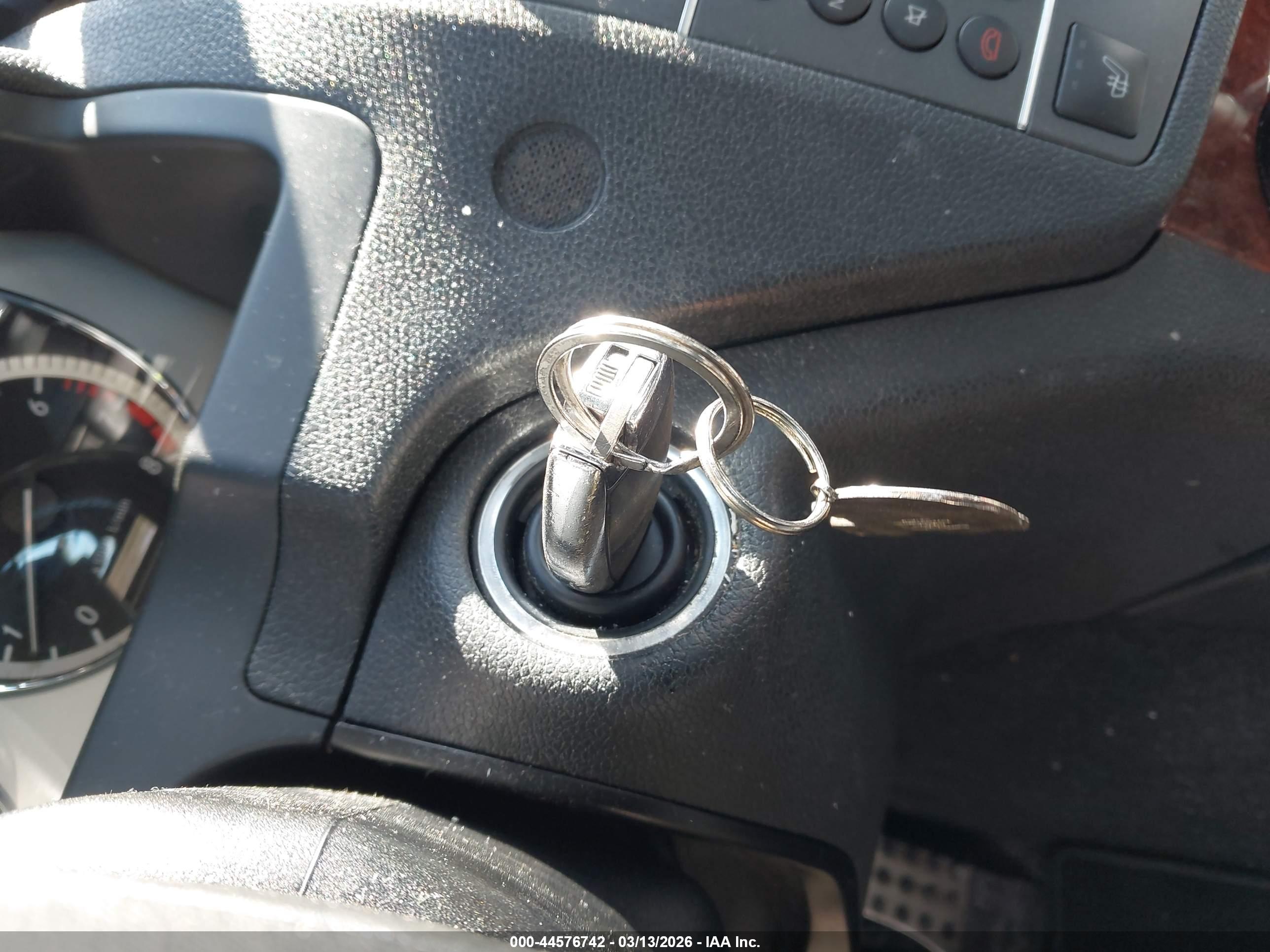MERCEDES-BENZ C image 11