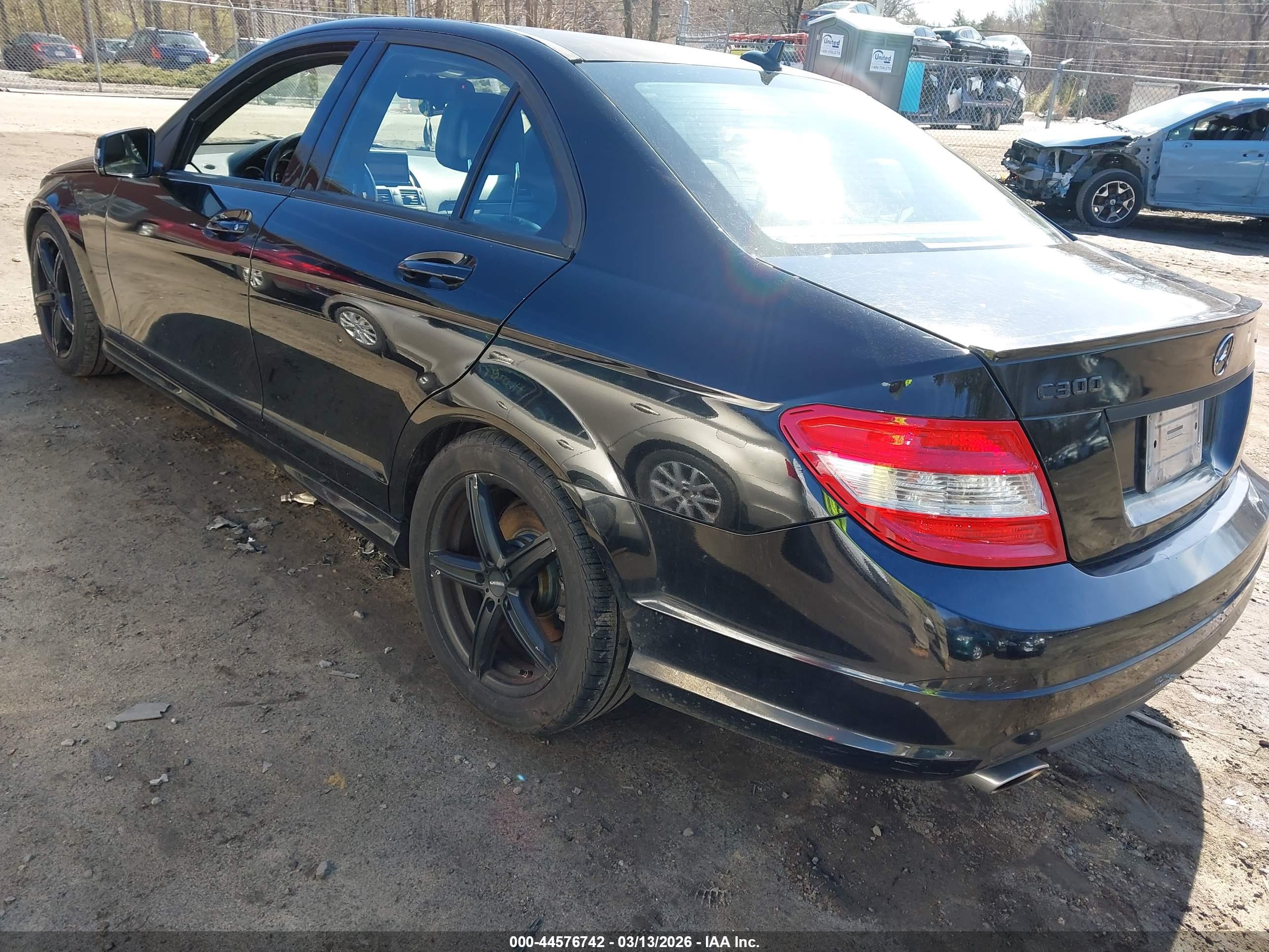 MERCEDES-BENZ C image 3