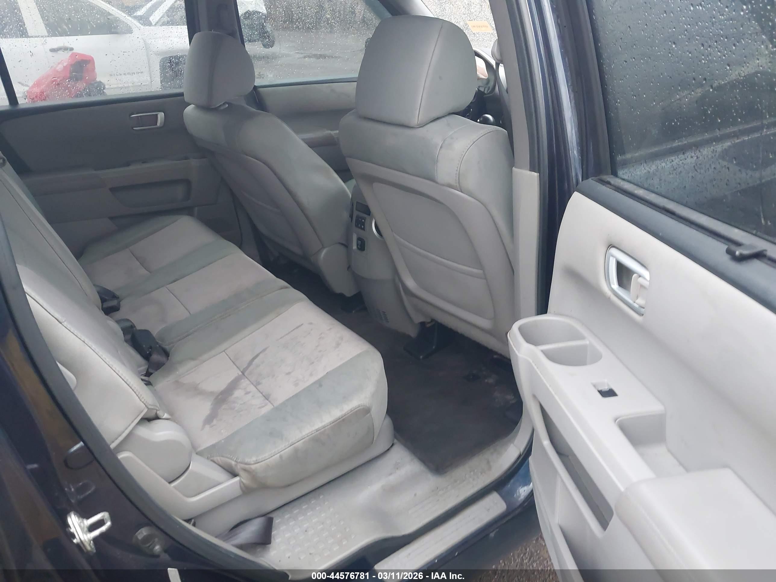HONDA PILOT image 8