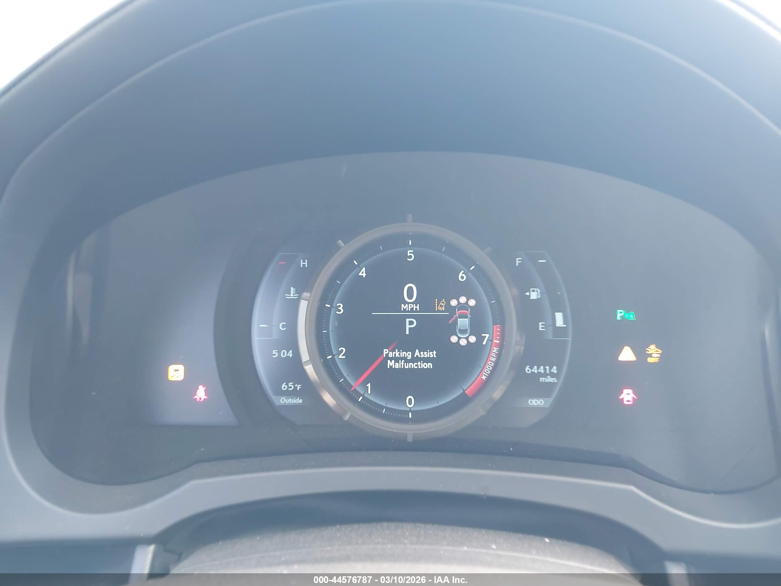 LEXUS RC image 7