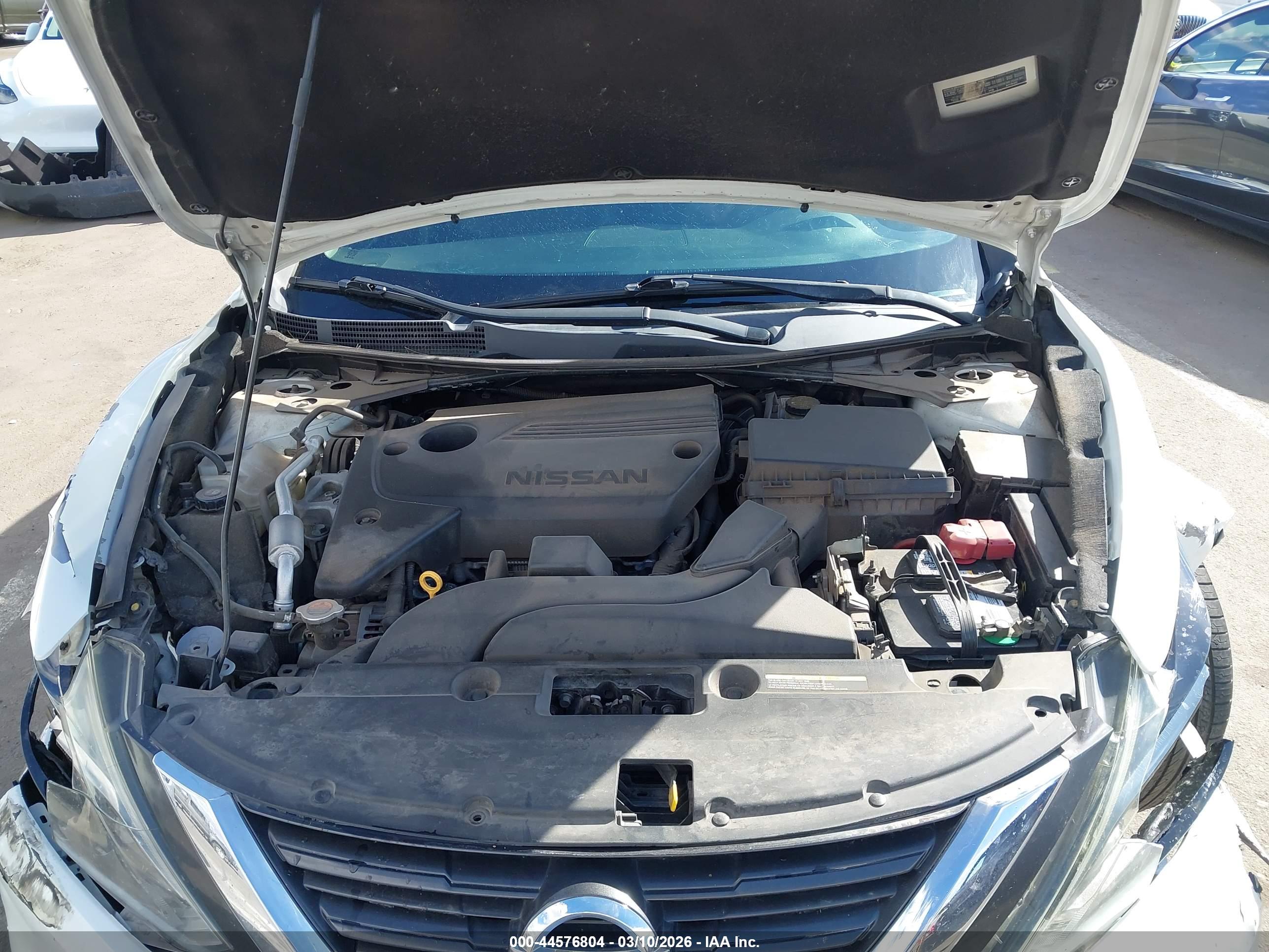 NISSAN ALTIMA image 10