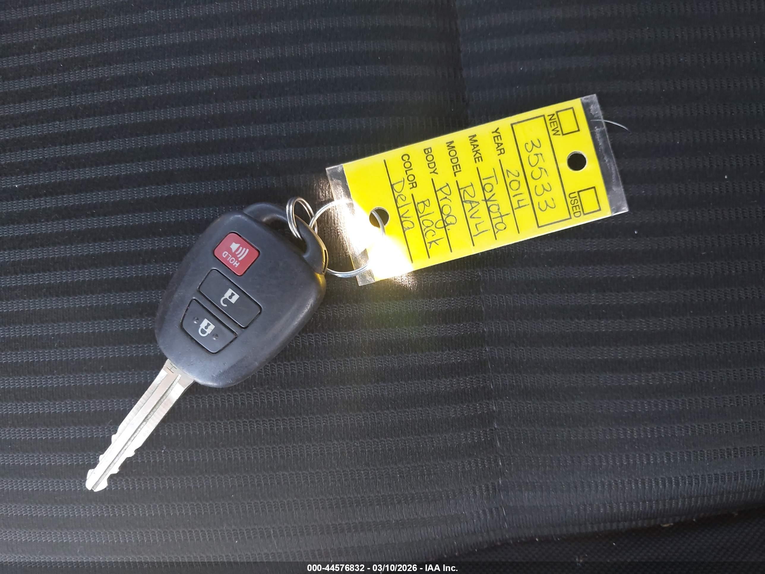 TOYOTA RAV4 image 11