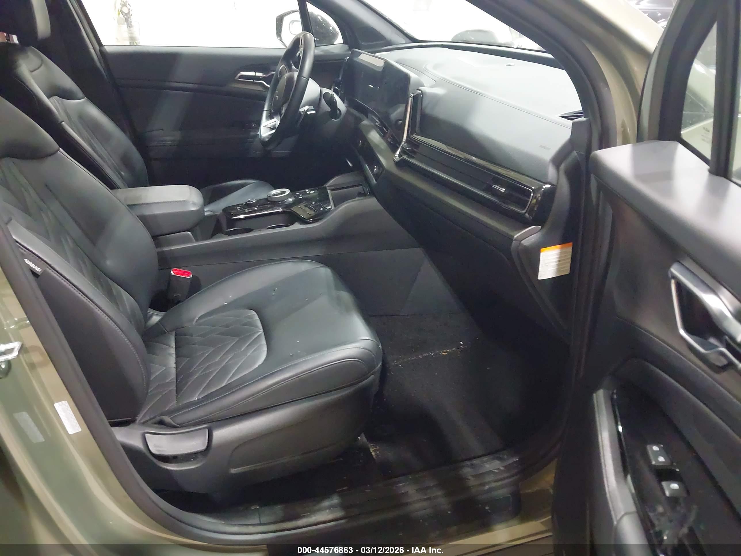 KIA SPORTAGE image 5