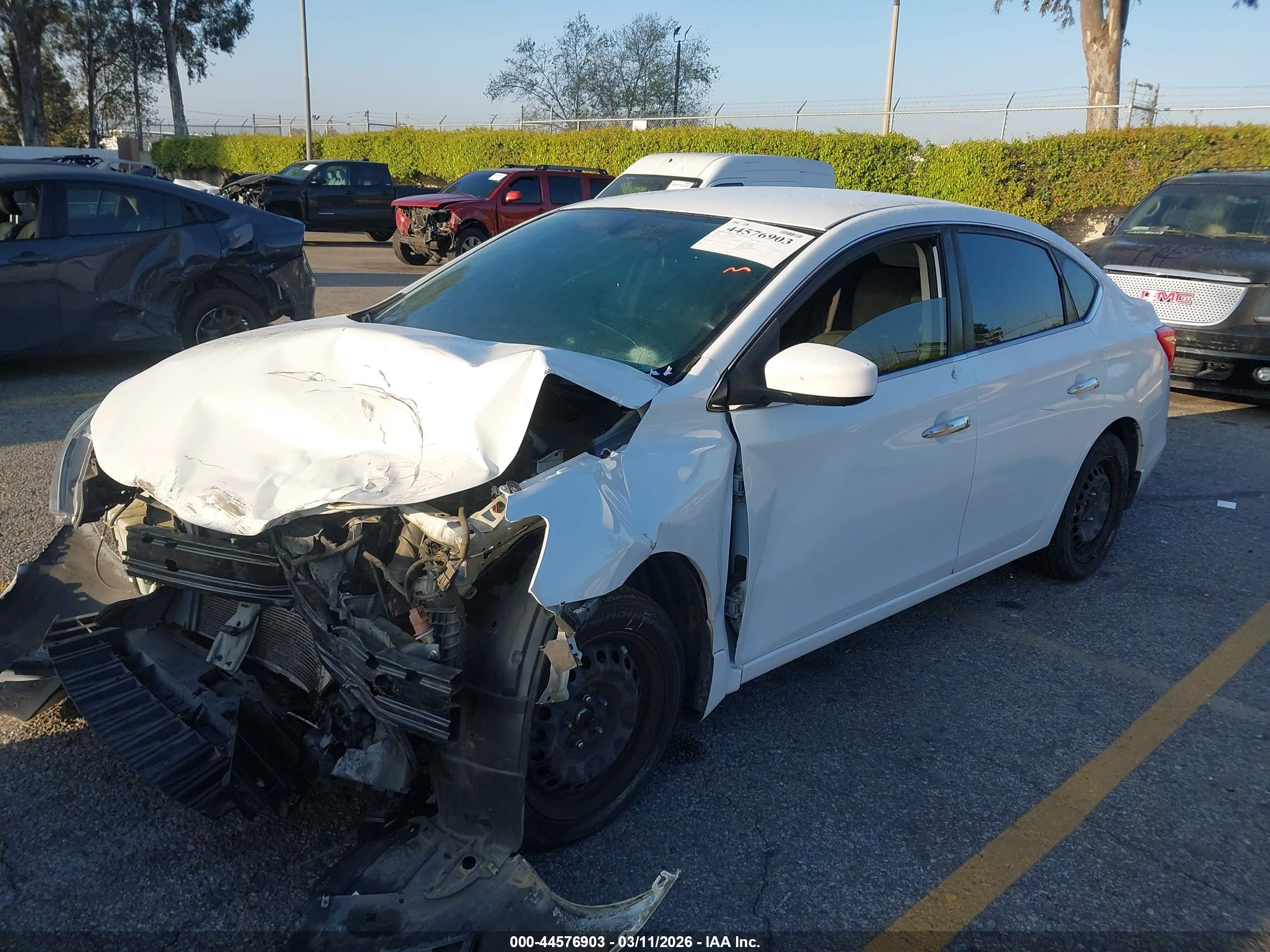 NISSAN SENTRA image 2