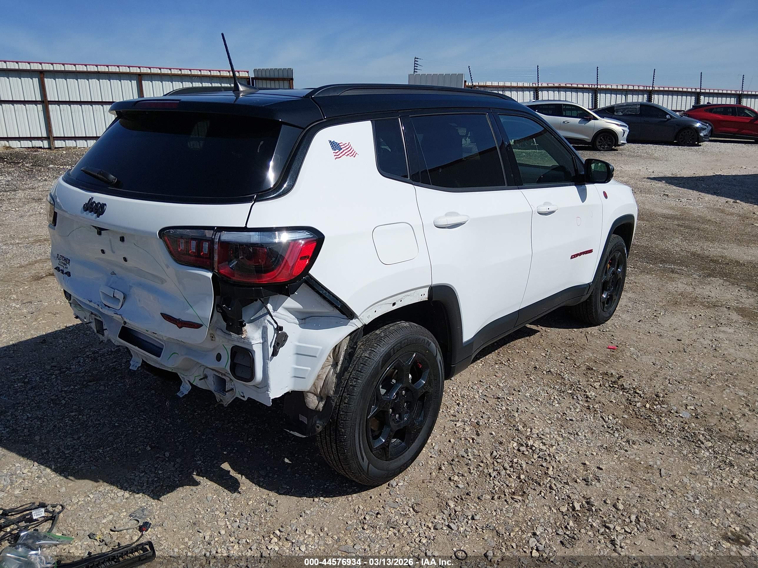 JEEP COMPASS image 4