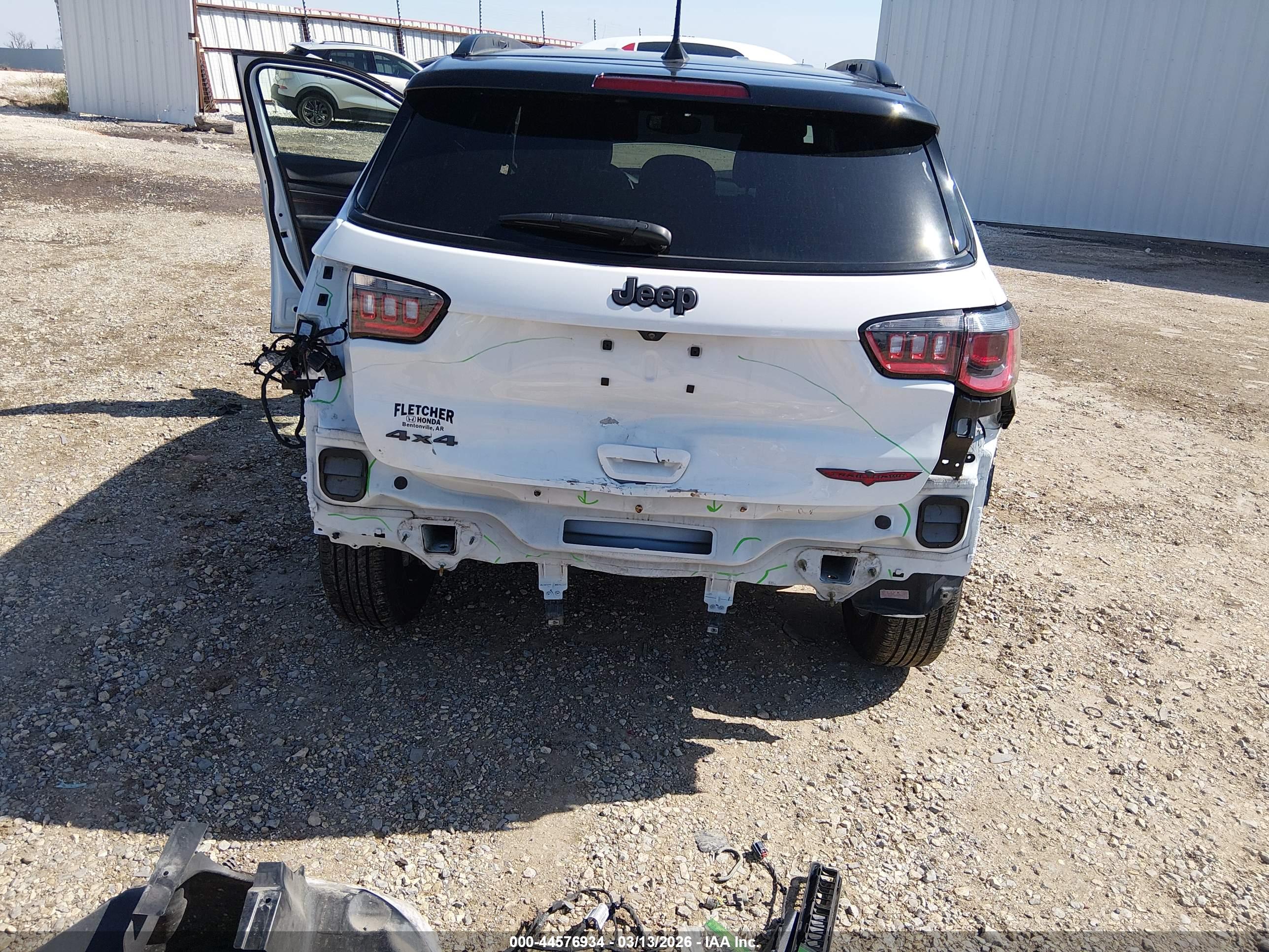 JEEP COMPASS image 6