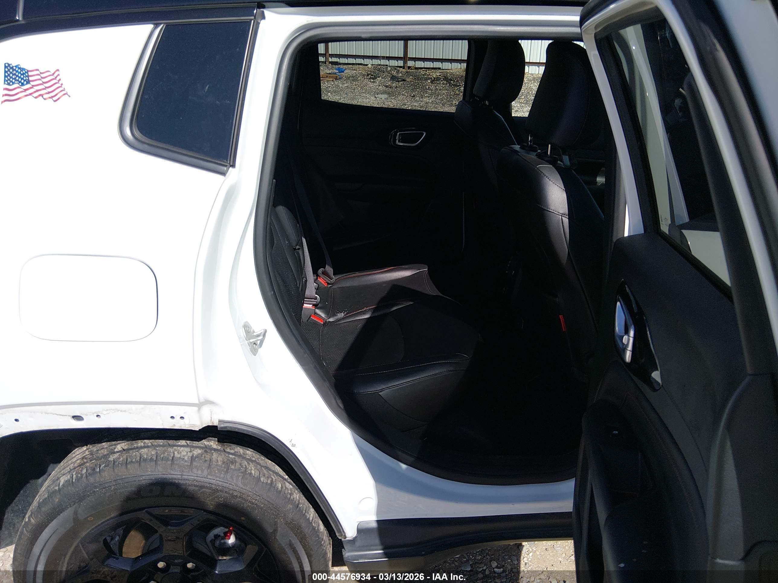 JEEP COMPASS image 8