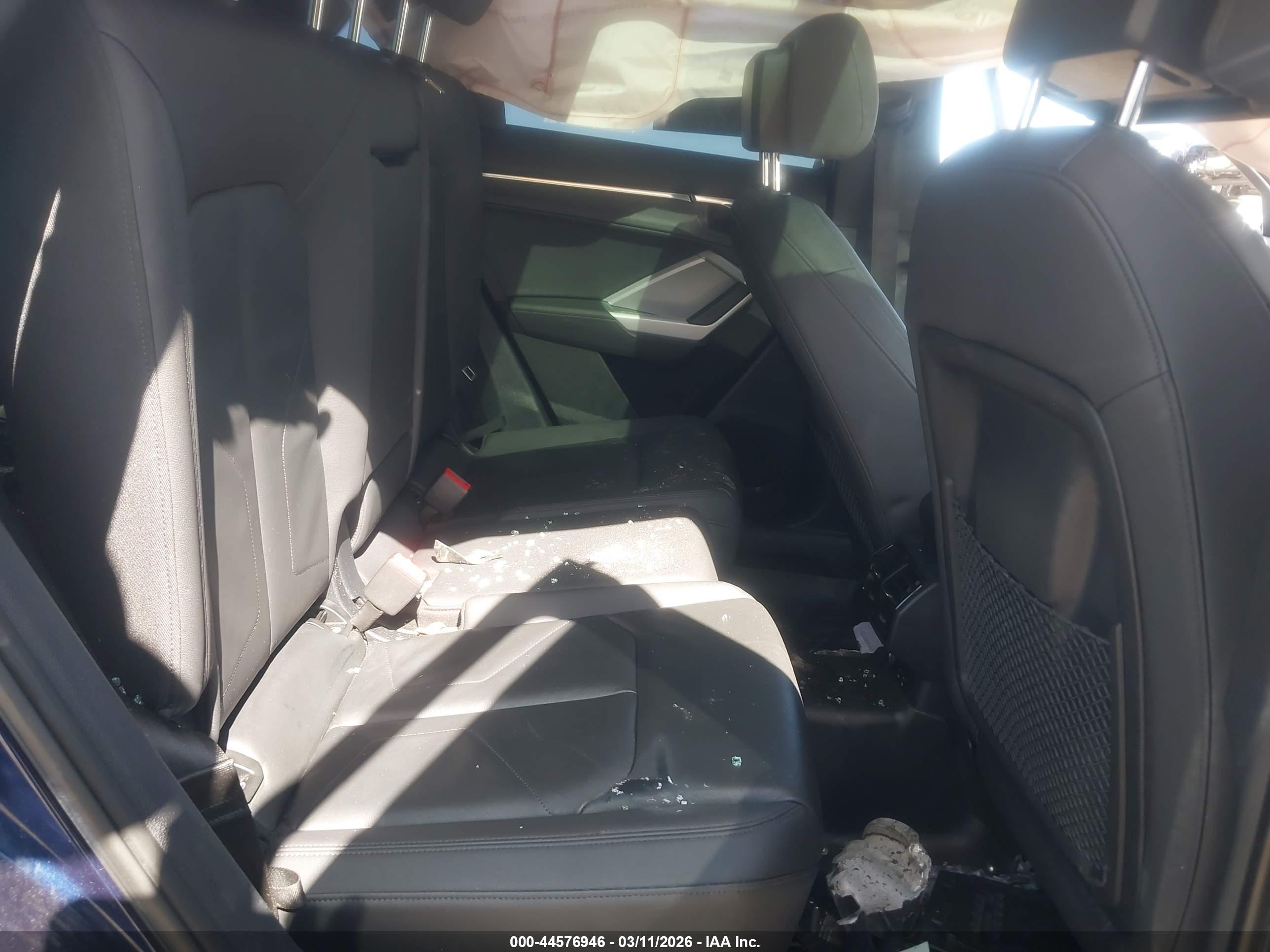 AUDI Q3 image 8