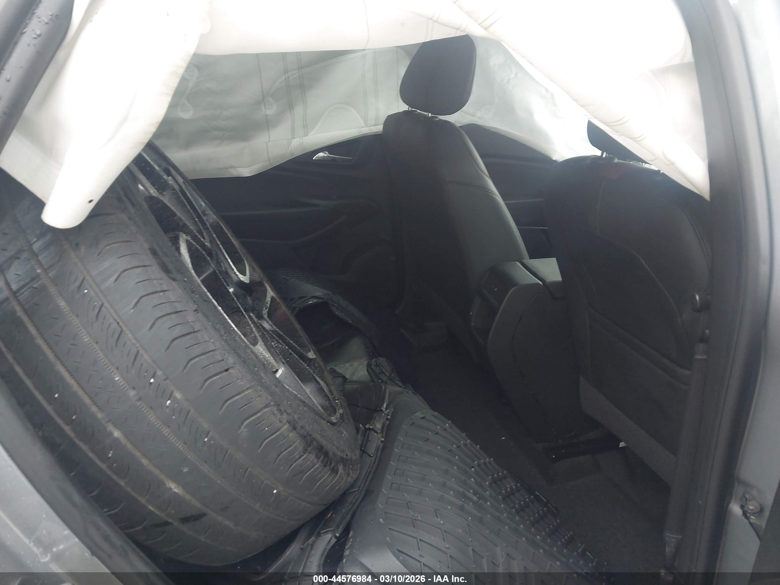 CHEVROLET TRAX image 8