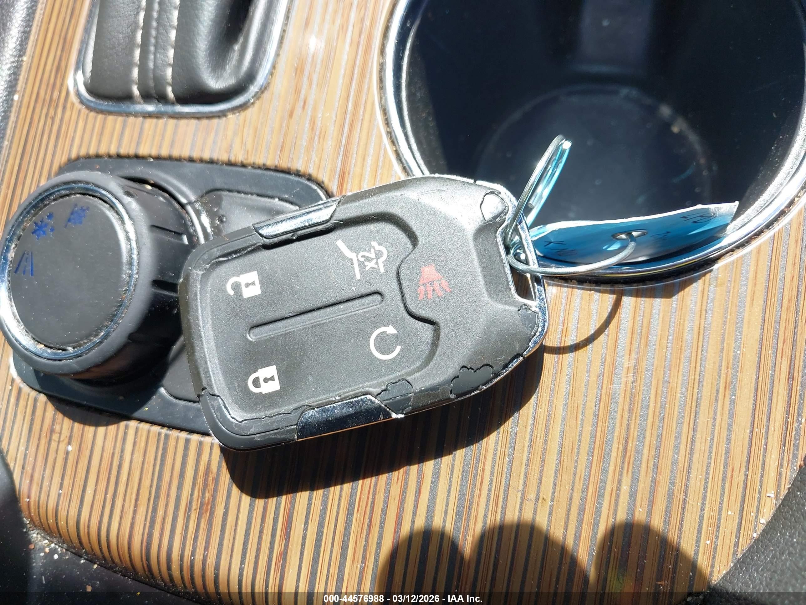 GMC ACADIA image 11