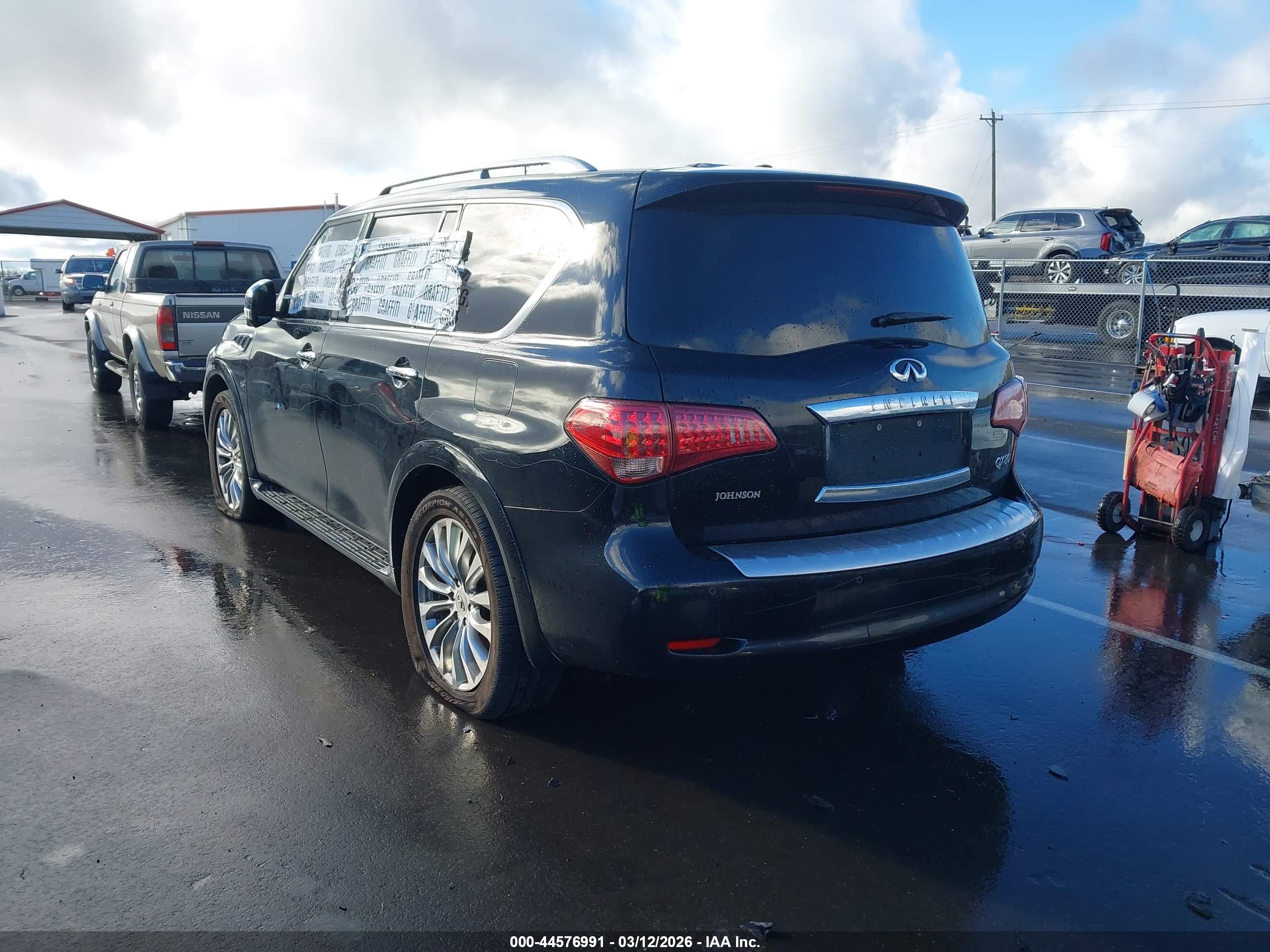 INFINITI QX80 image 3