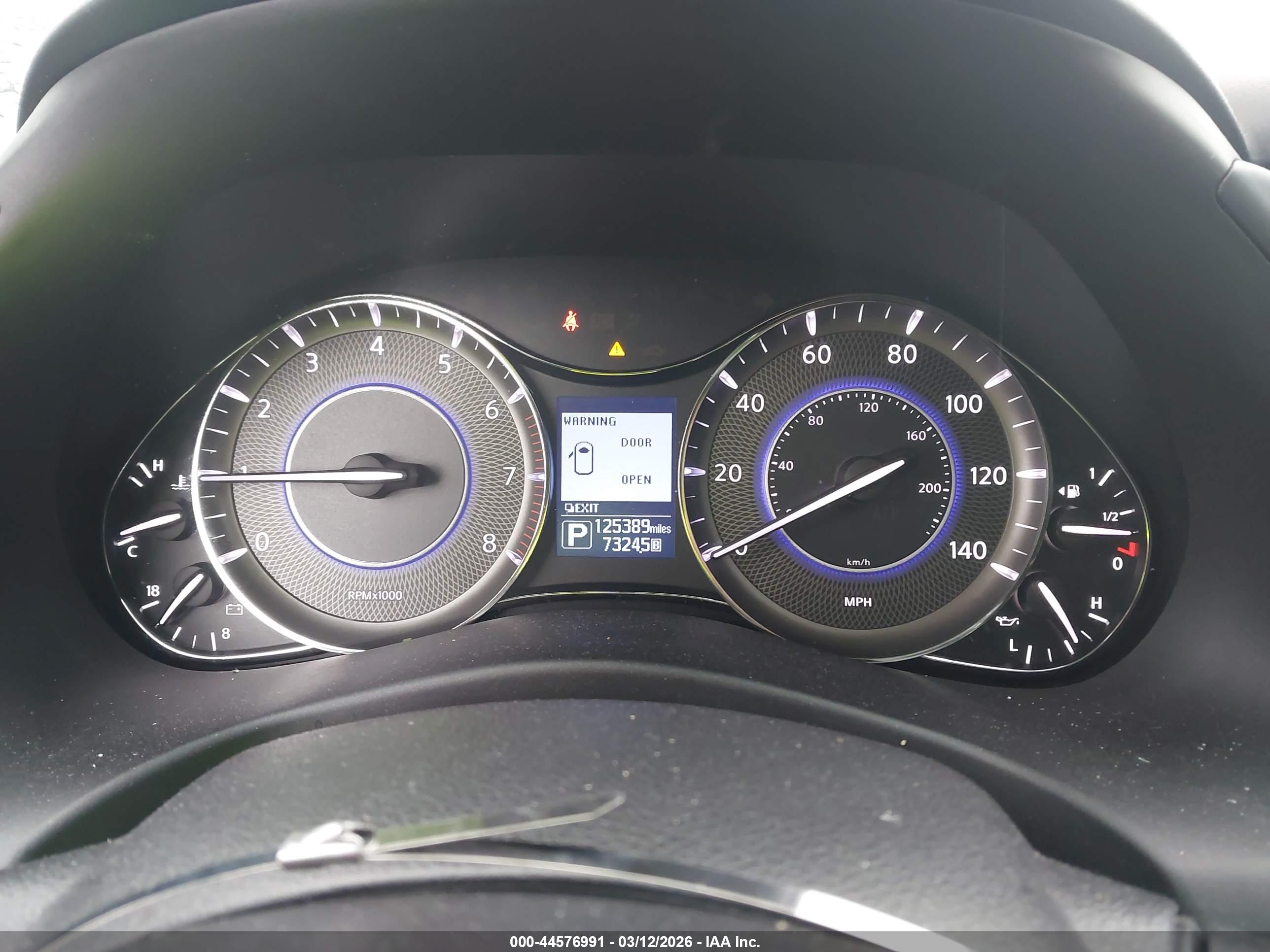 INFINITI QX80 image 7