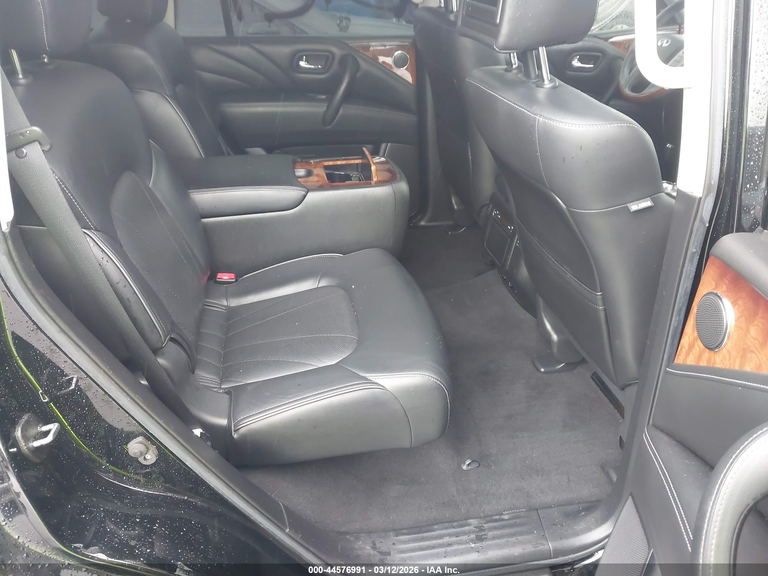 INFINITI QX80 image 8