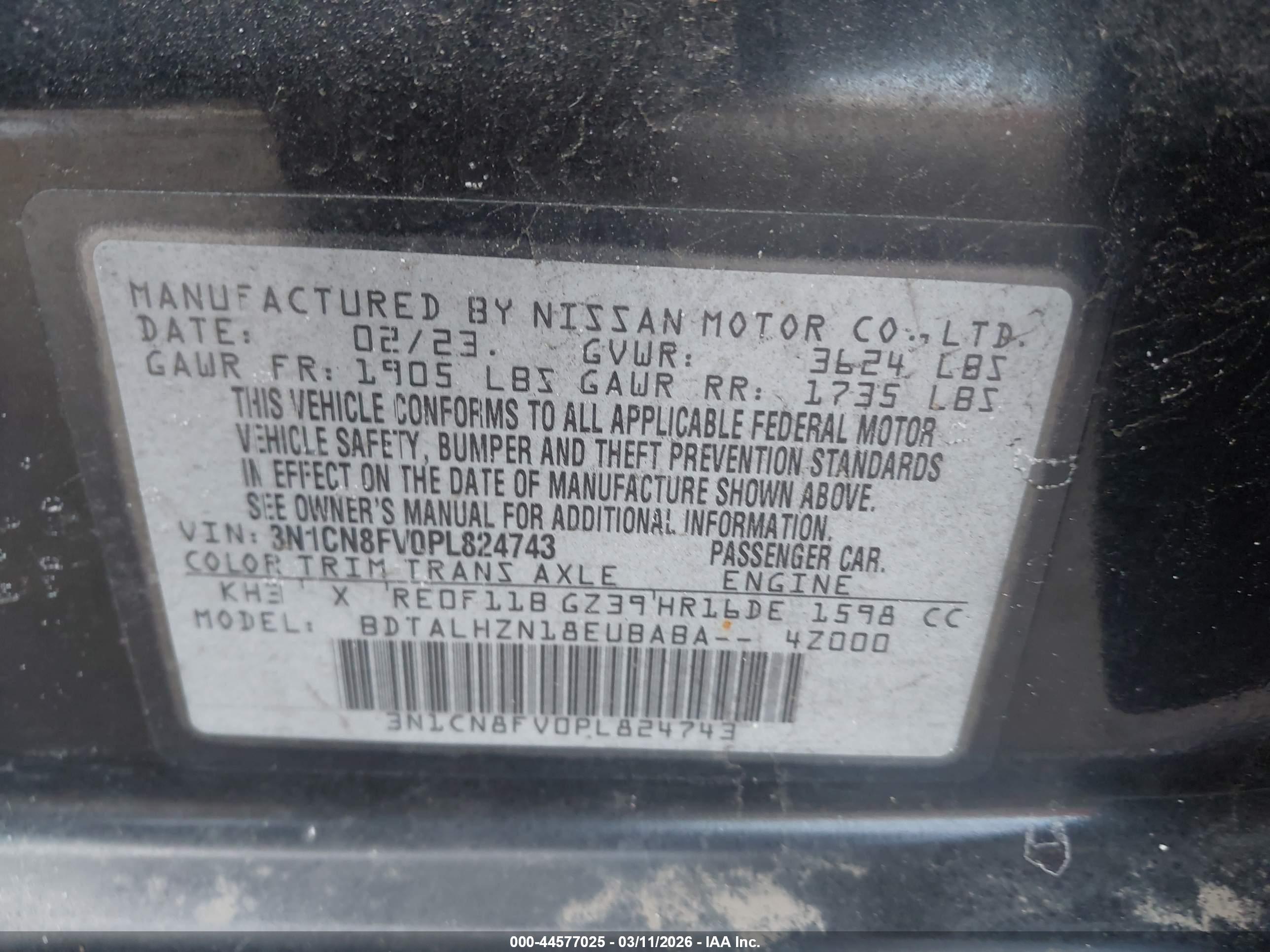 NISSAN VERSA image 9