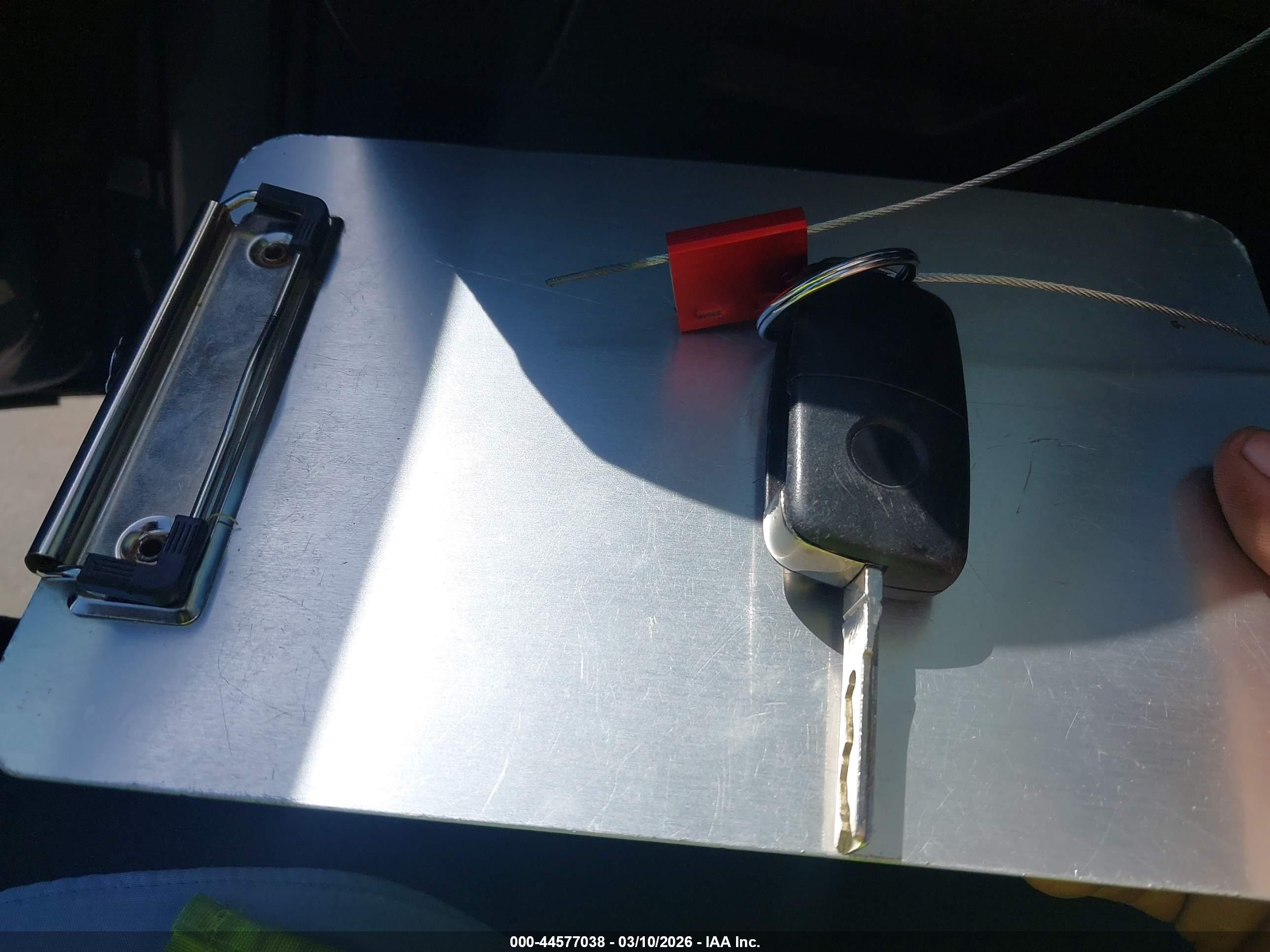 VOLKSWAGEN PASSAT image 11