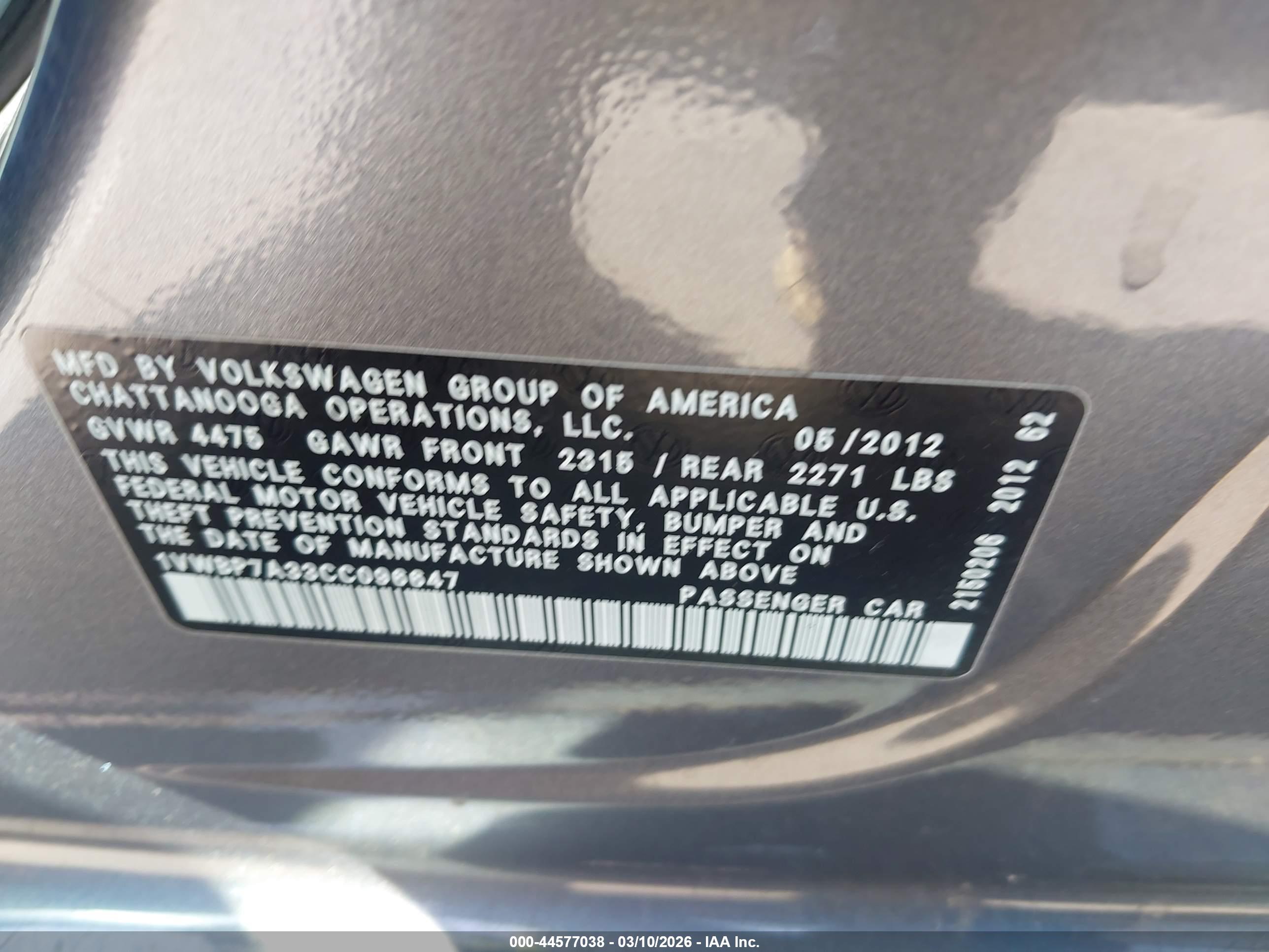 VOLKSWAGEN PASSAT image 9