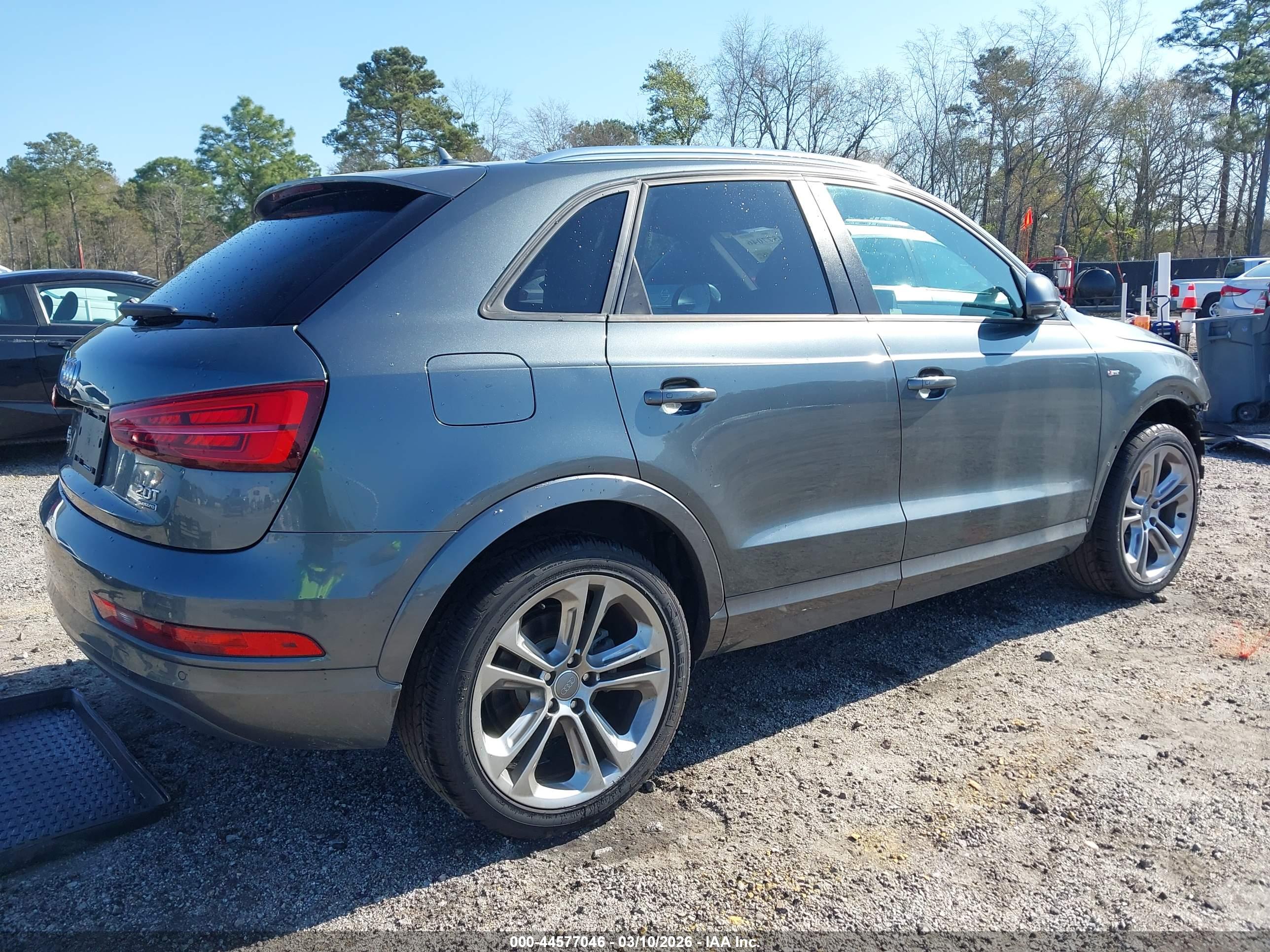 AUDI Q3 image 4