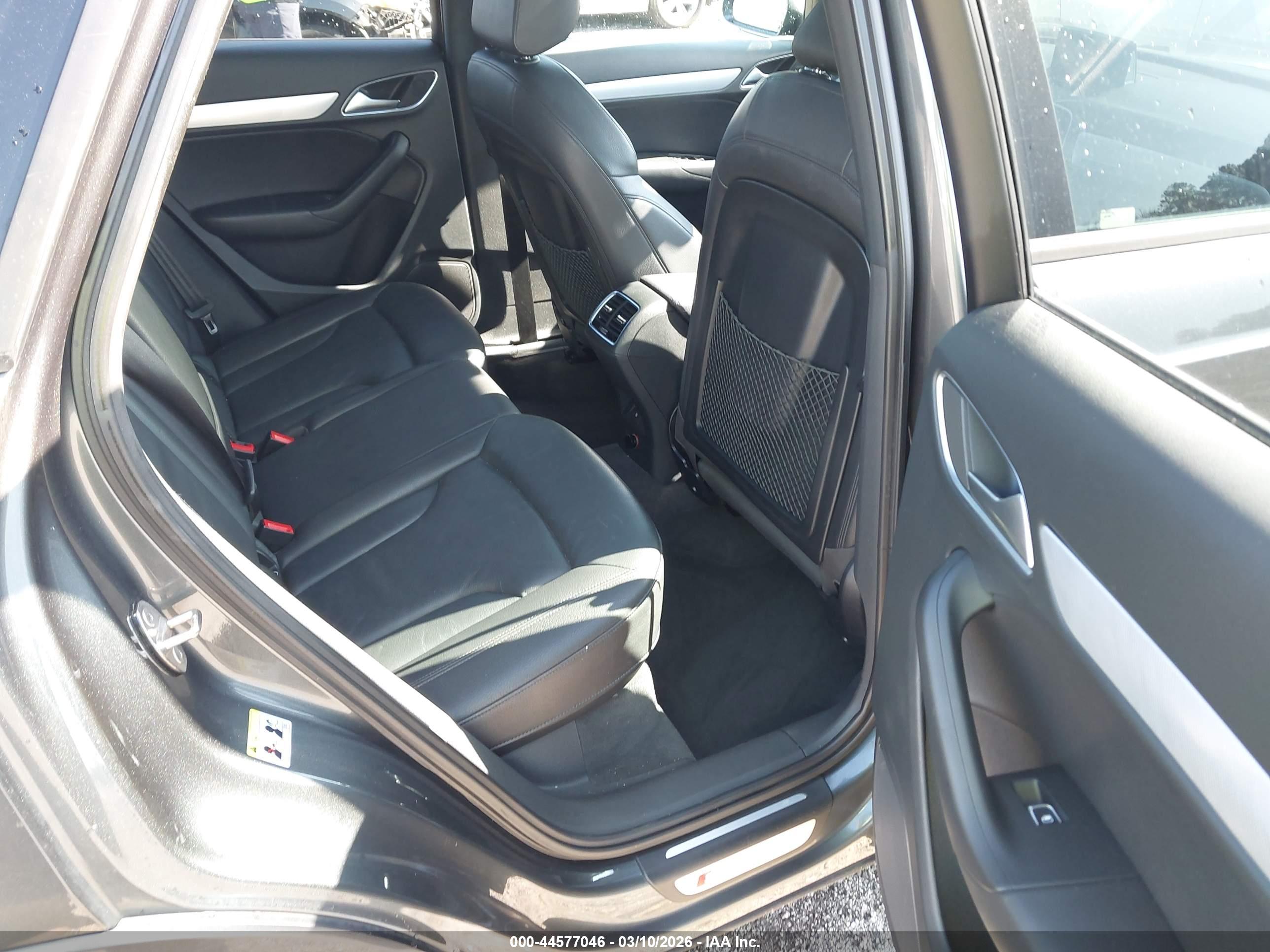AUDI Q3 image 8