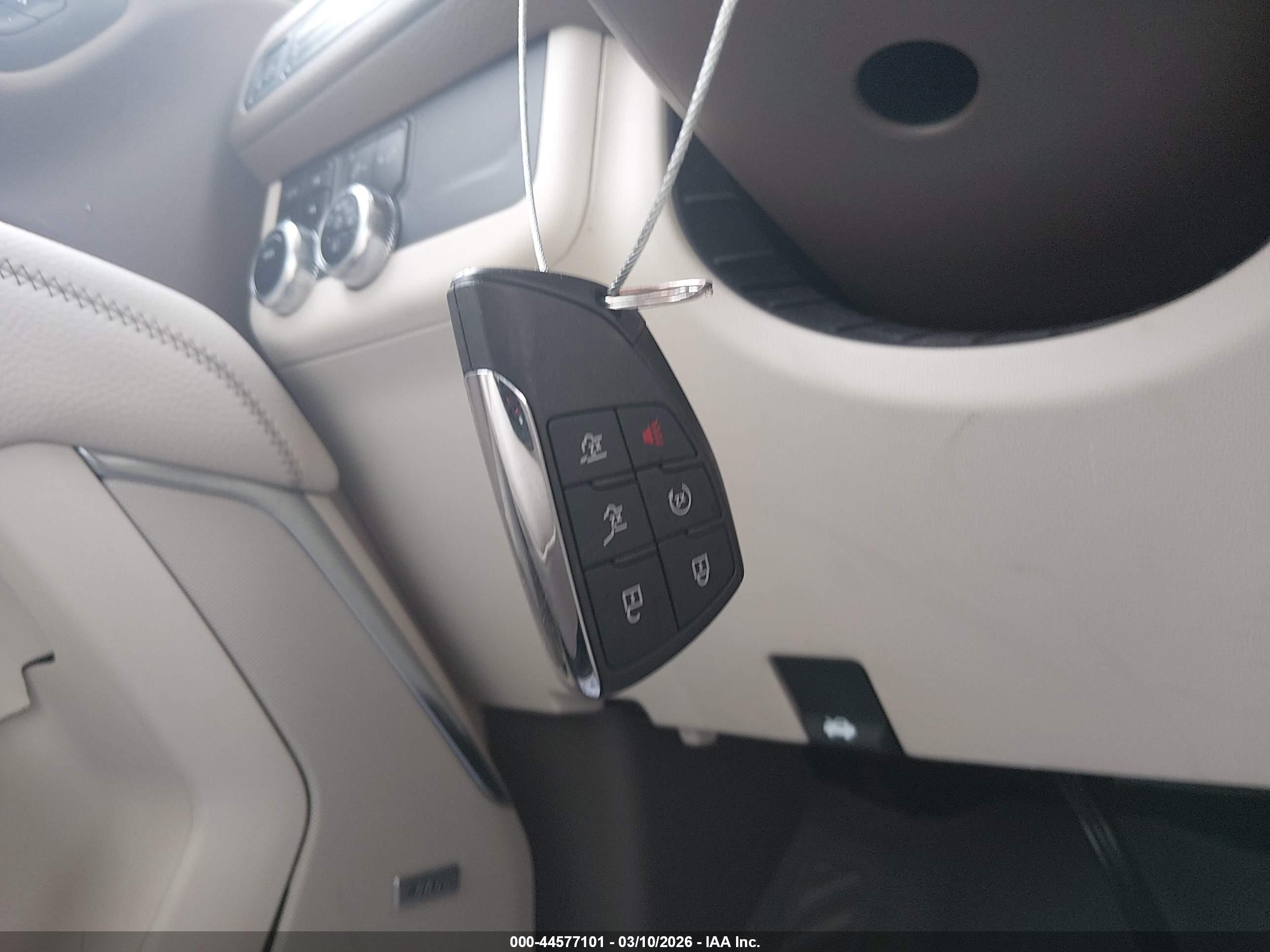 GMC YUKON image 11