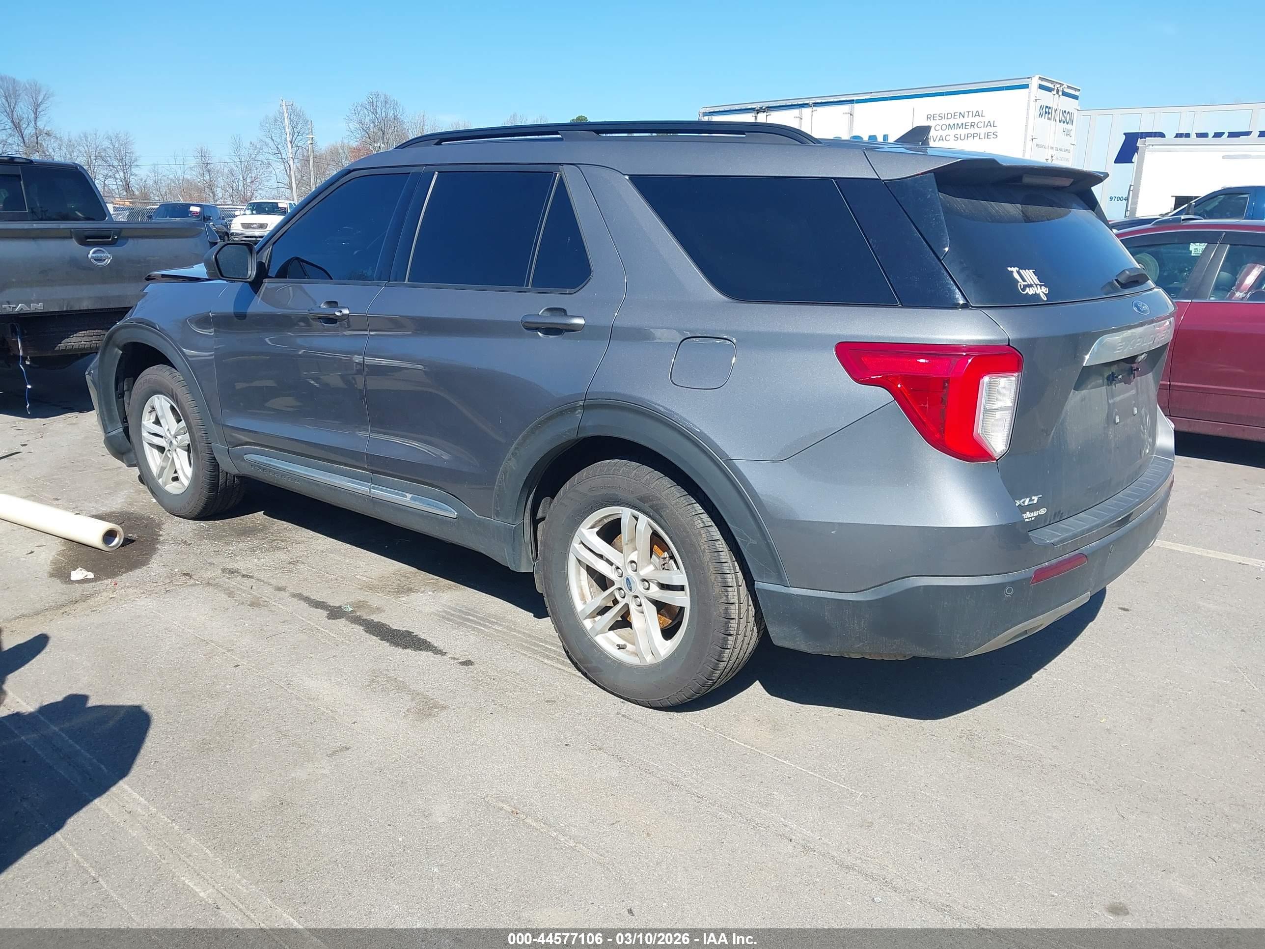 FORD EXPLORER image 3