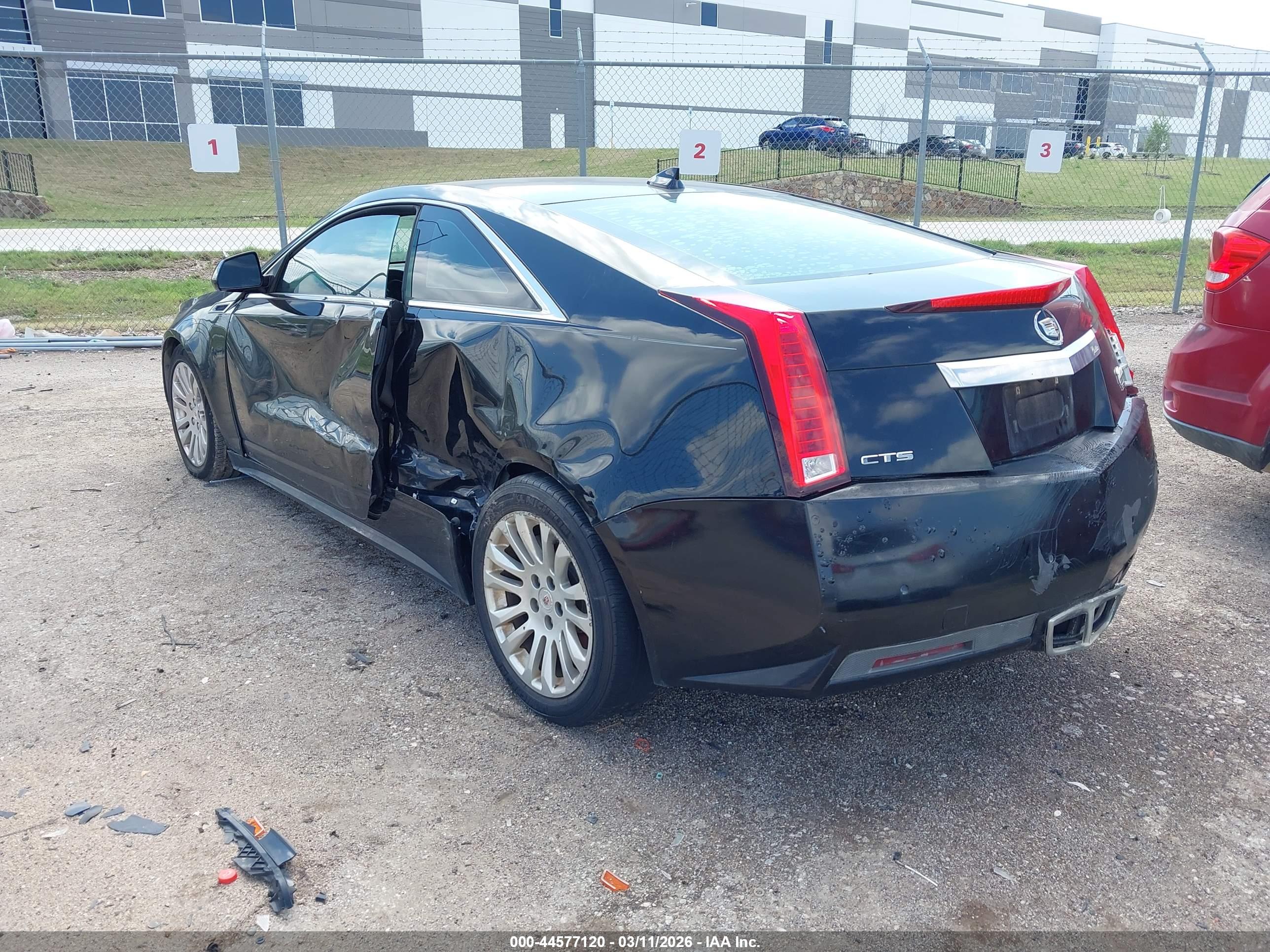 CADILLAC CTS image 3