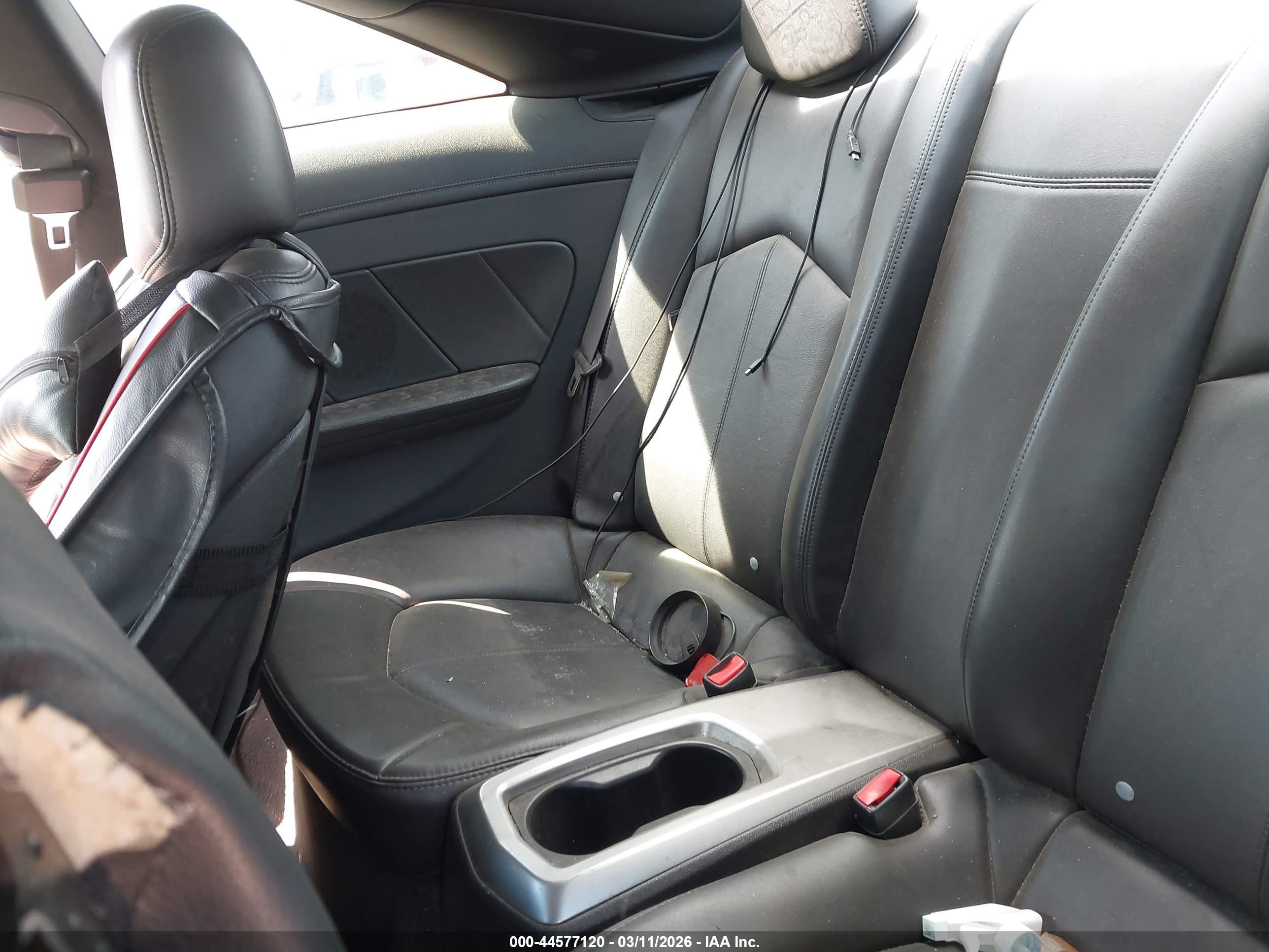 CADILLAC CTS image 8