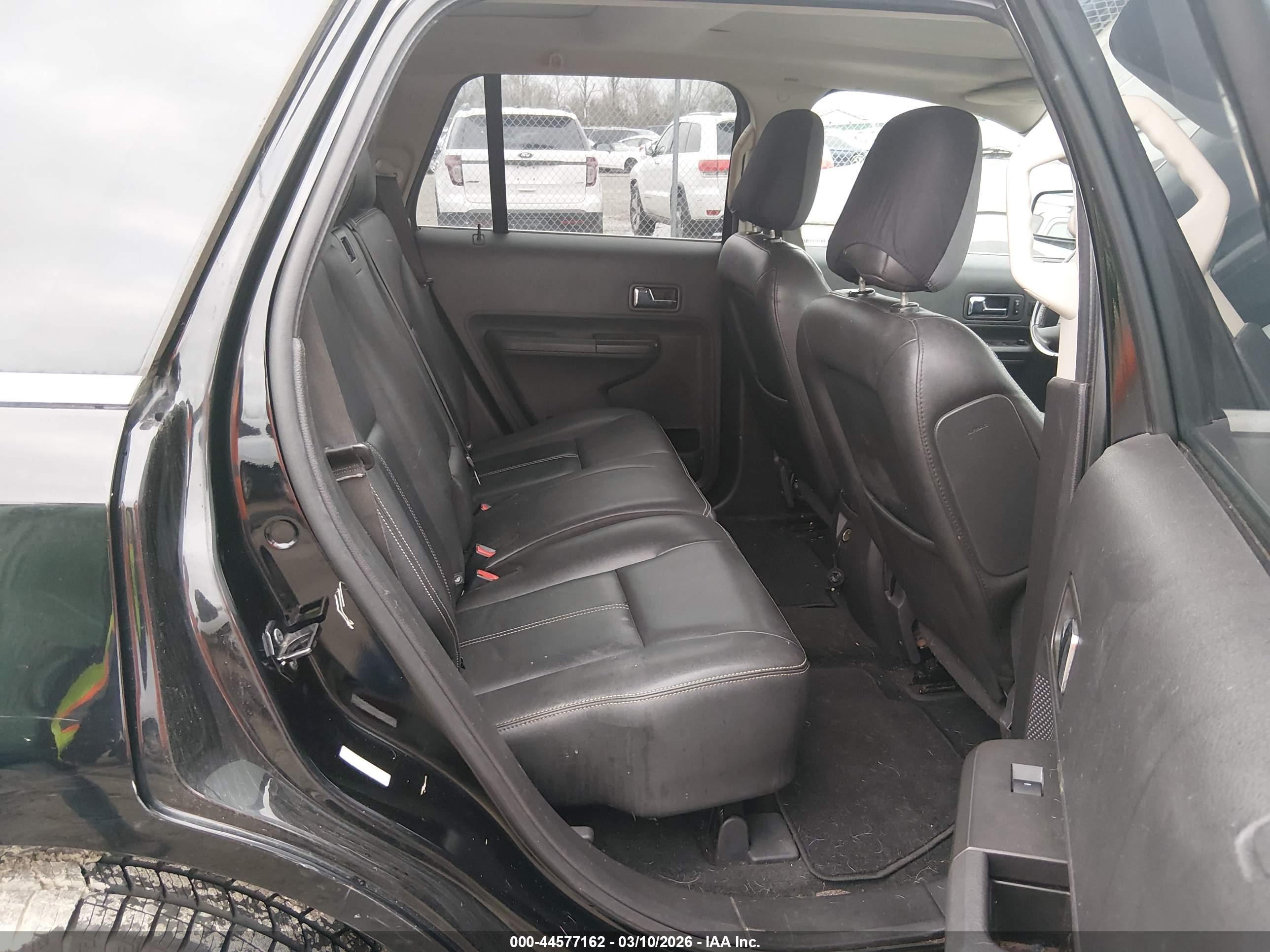 FORD EDGE image 8