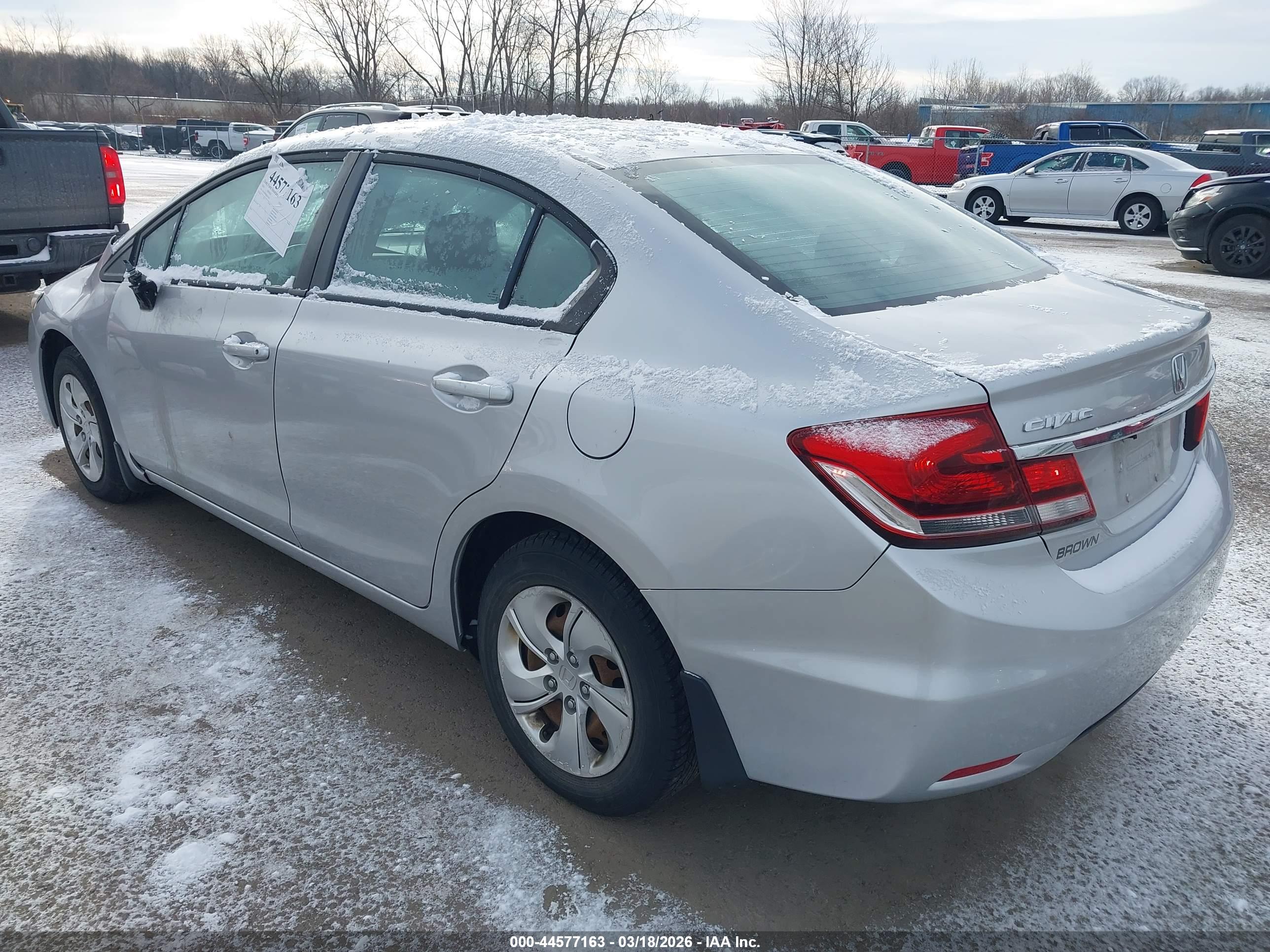 HONDA CIVIC image 3