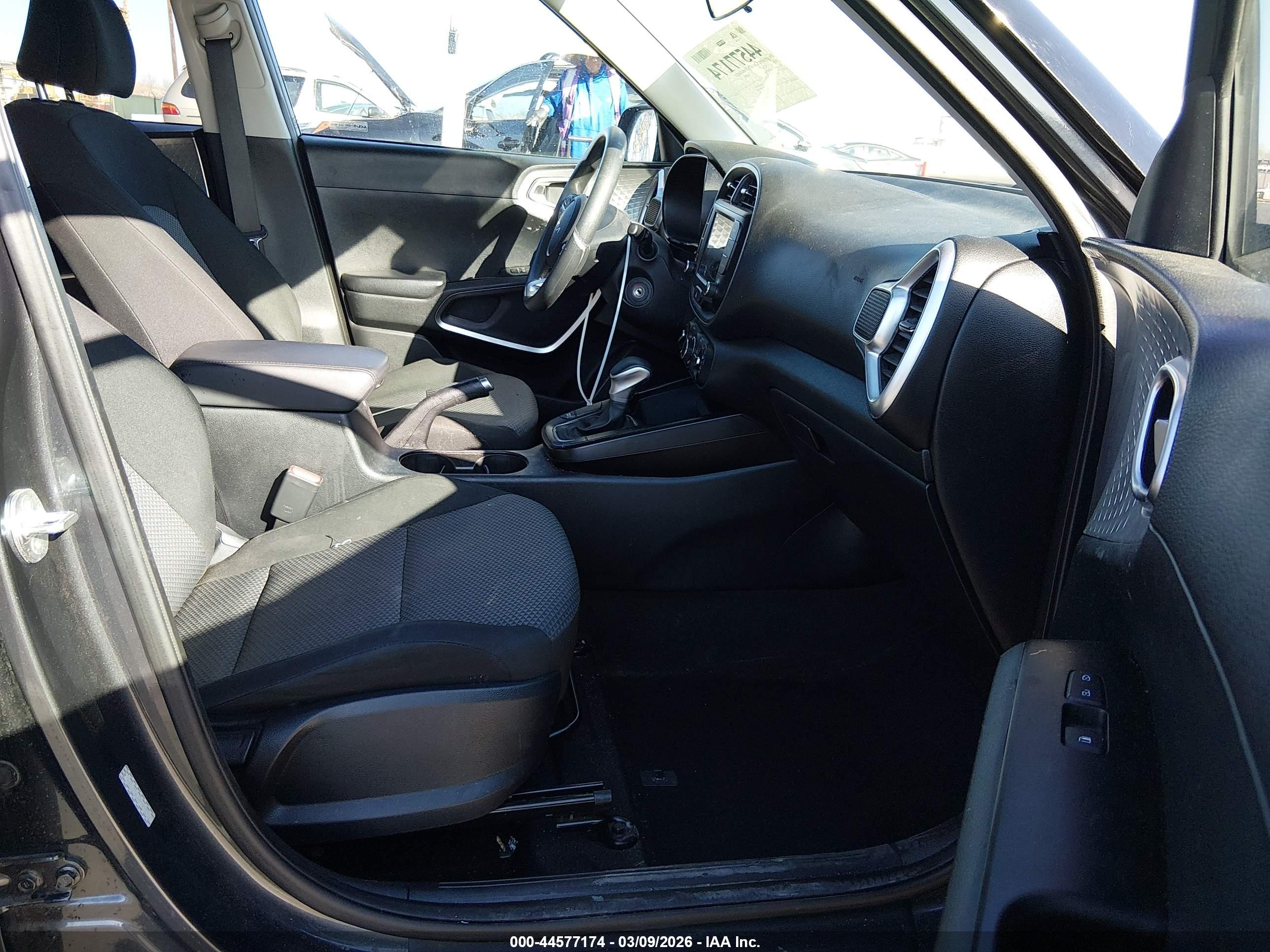 KIA SOUL image 5