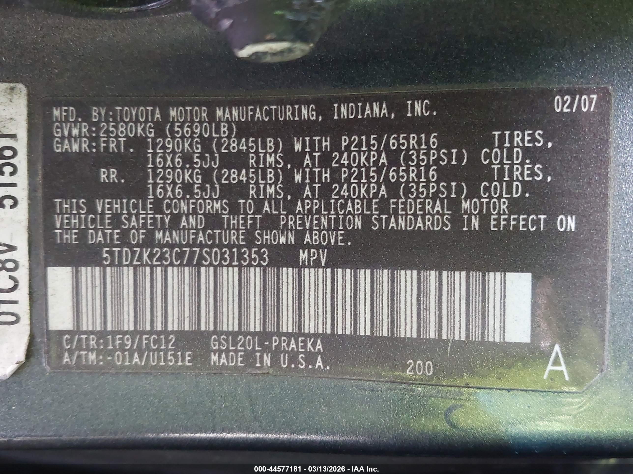 TOYOTA SIENNA image 9