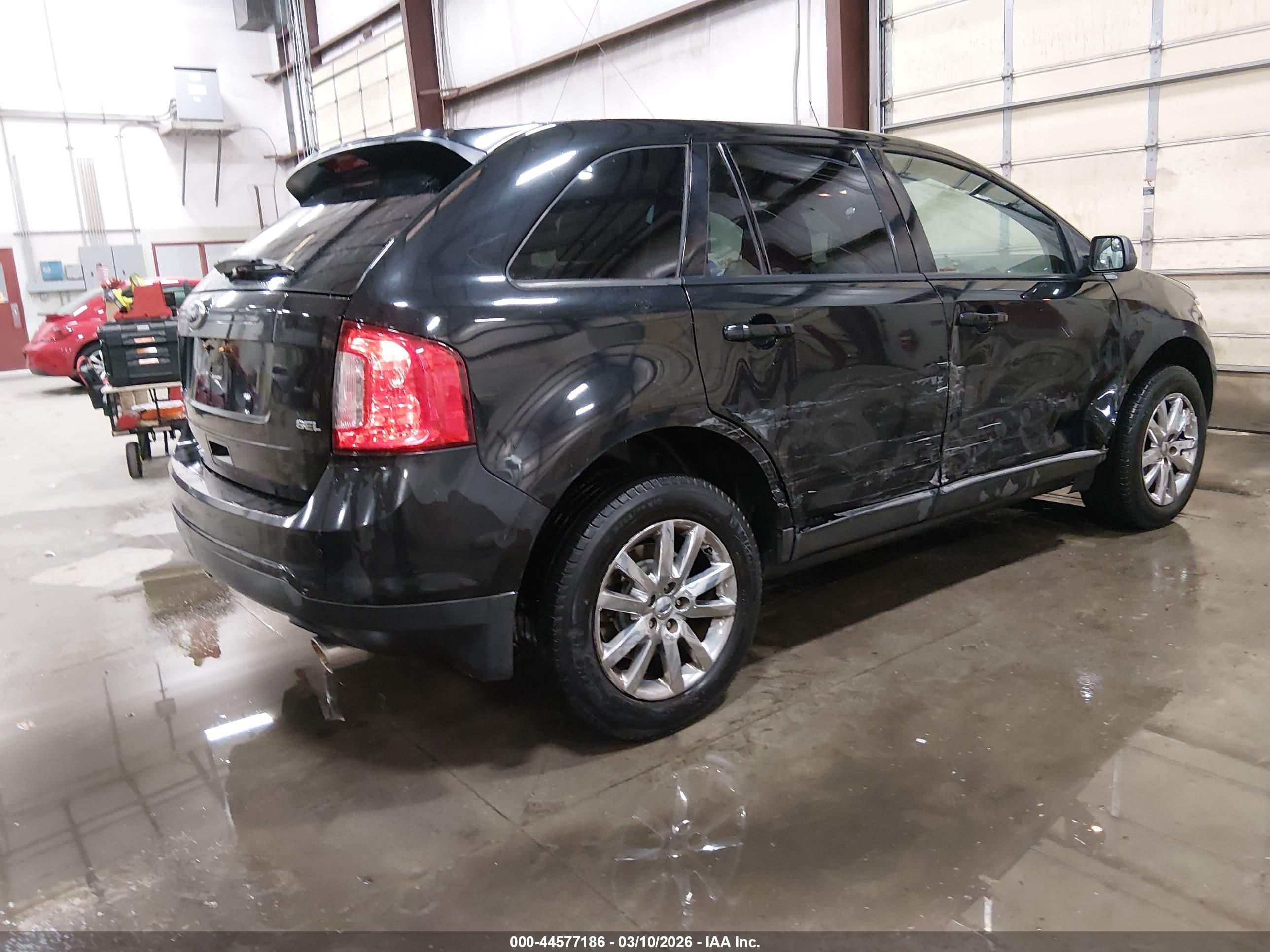 FORD EDGE image 4