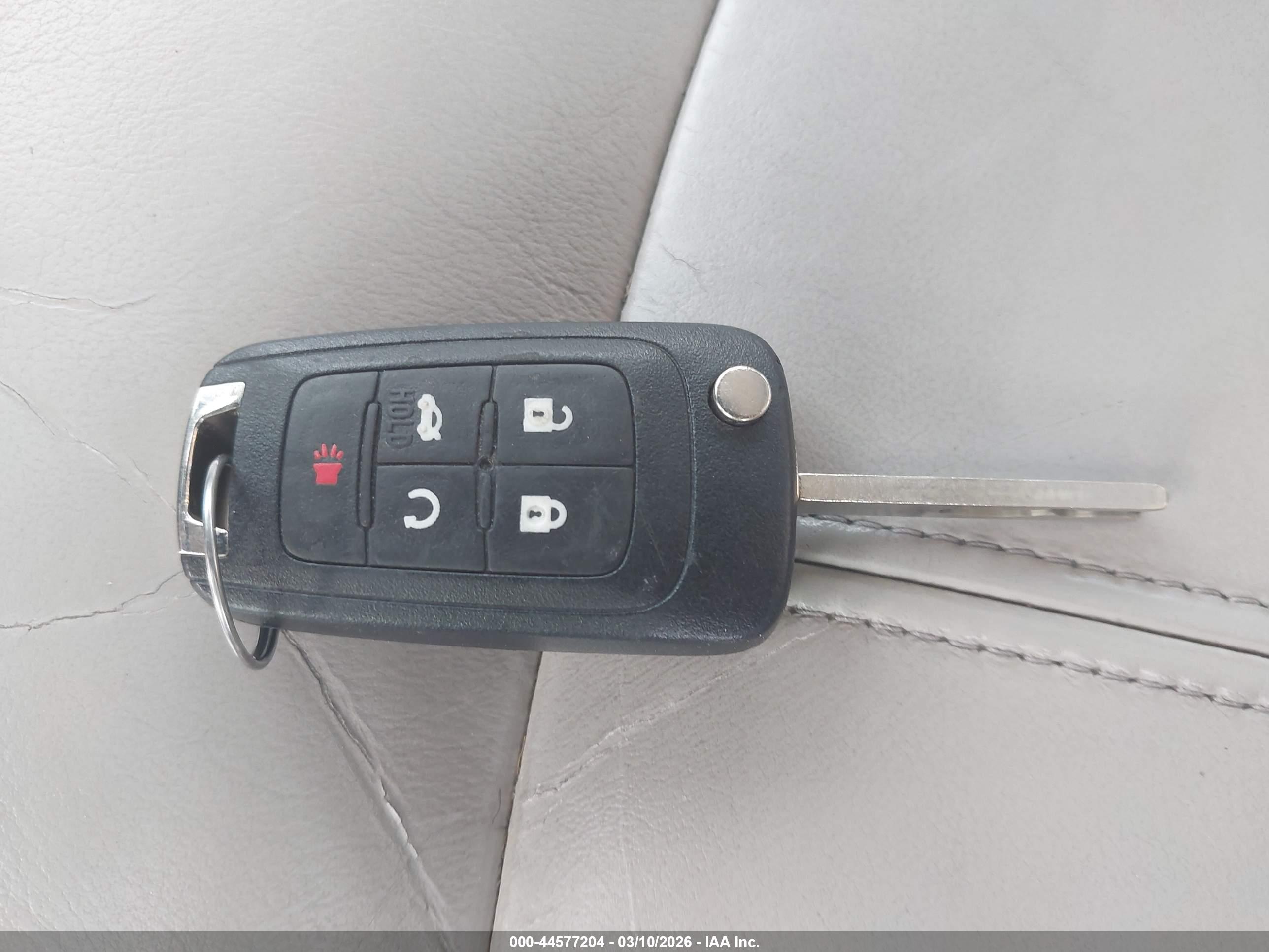 BUICK LACROSSE image 11
