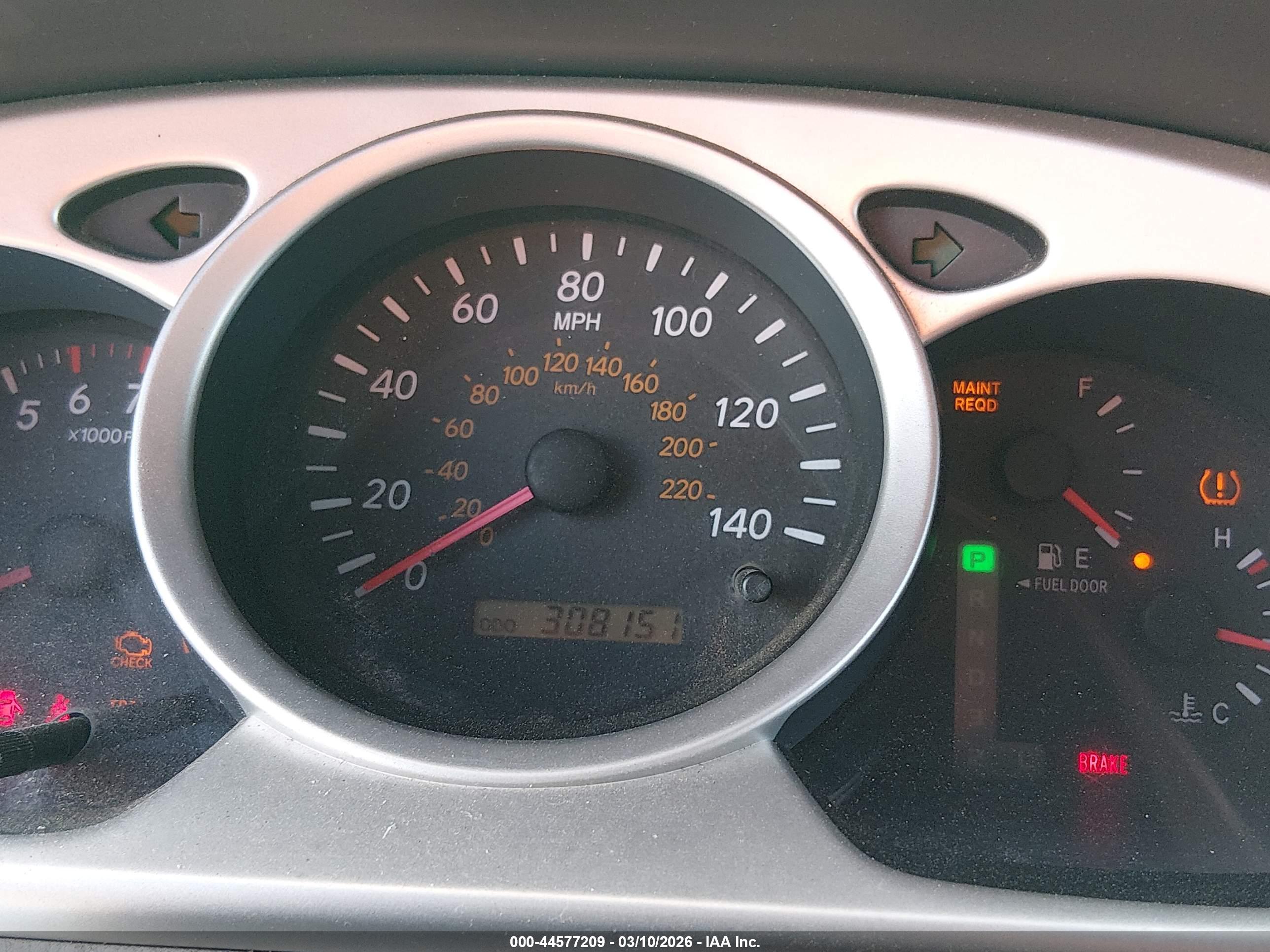 TOYOTA HIGHLANDER image 7