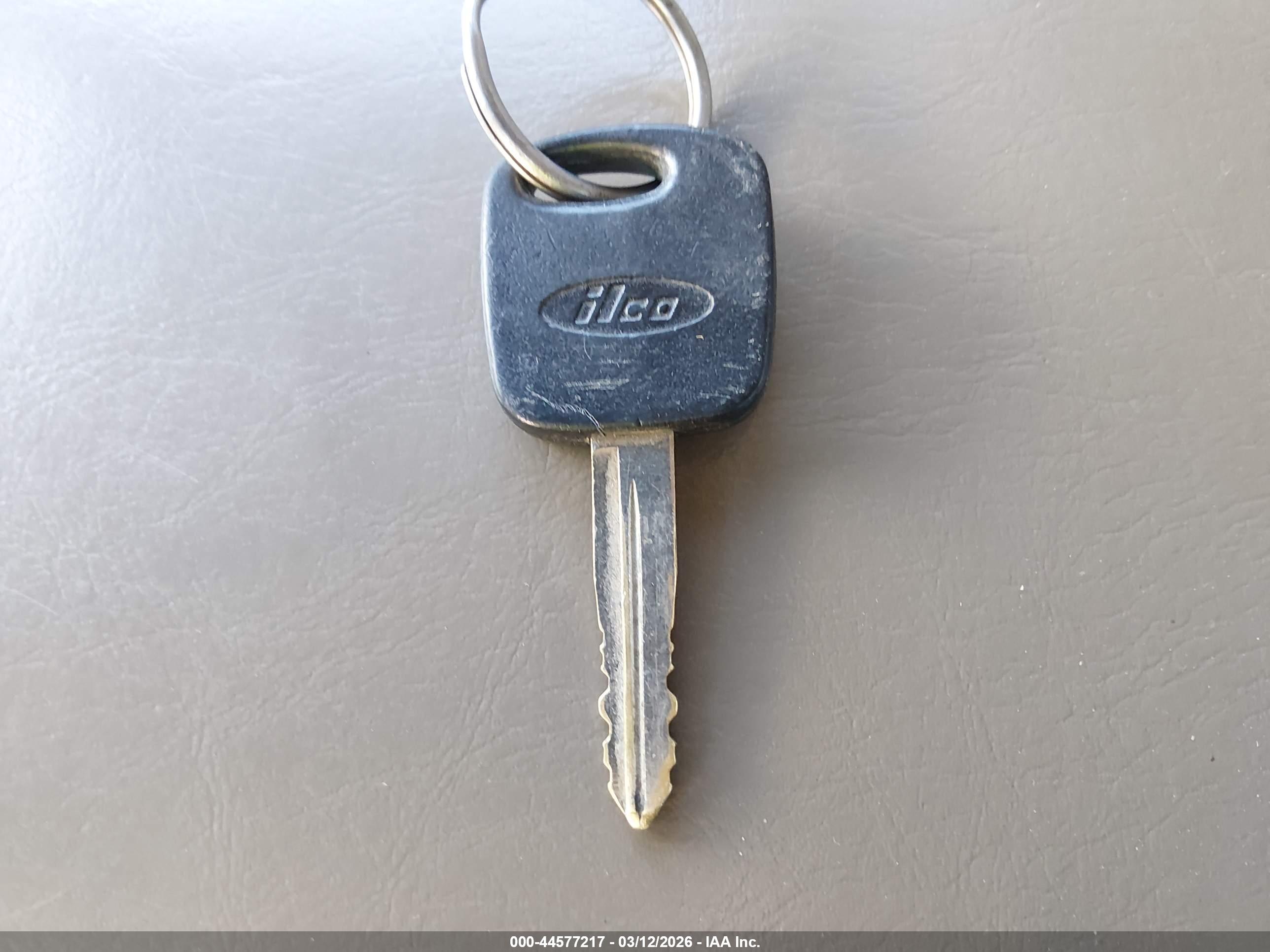FORD ESCAPE image 11