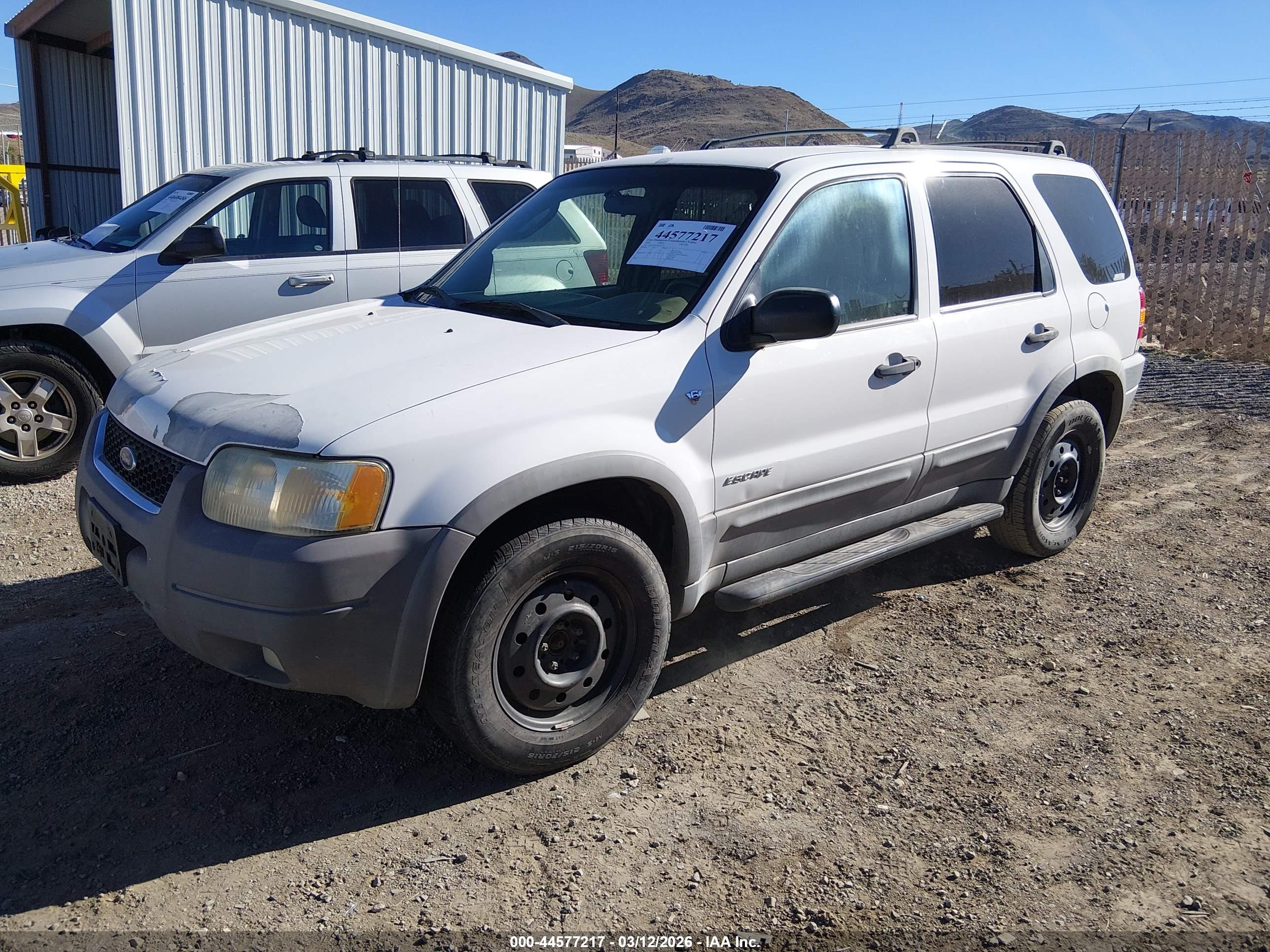 FORD ESCAPE image 2