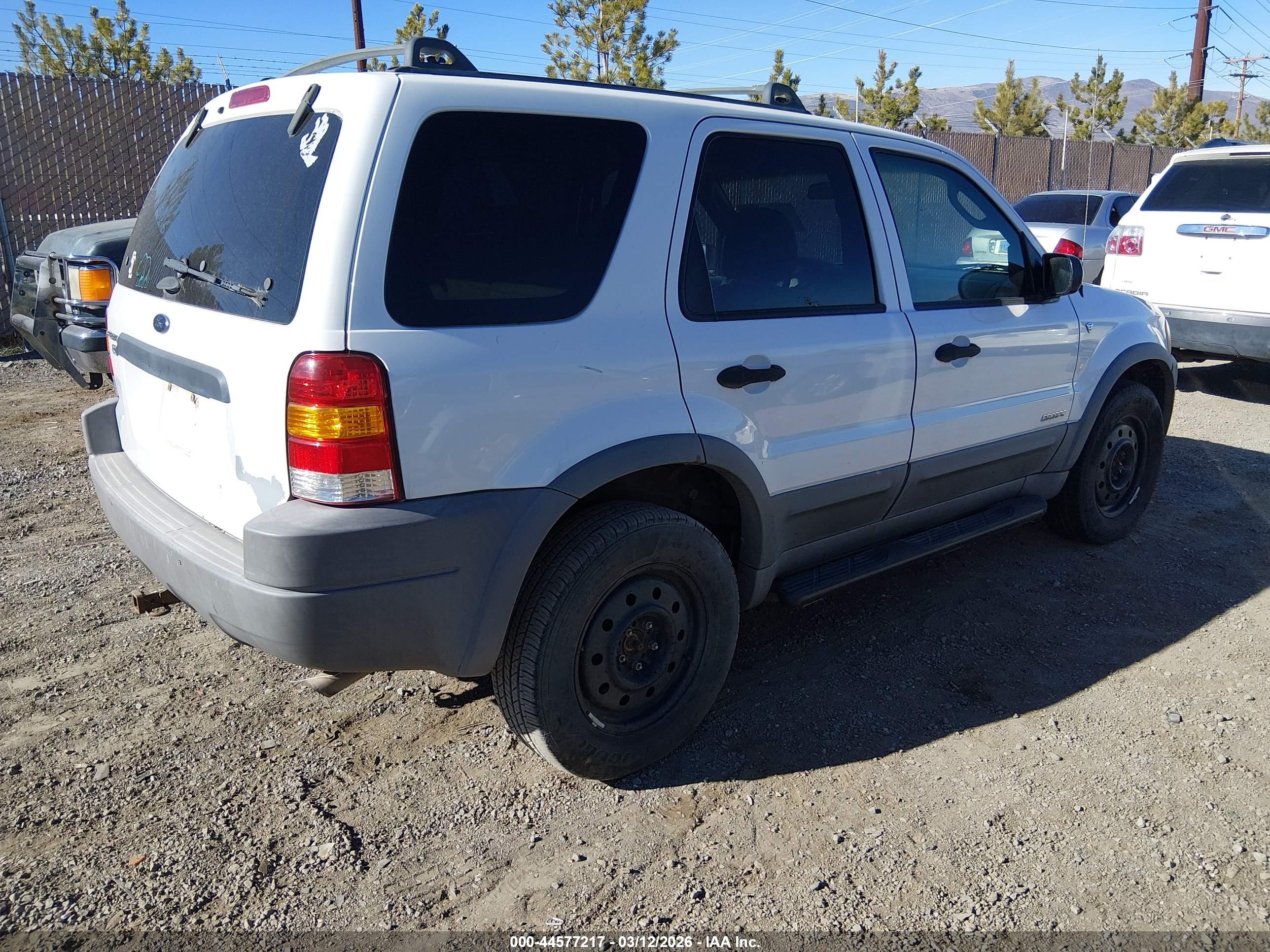 FORD ESCAPE image 4