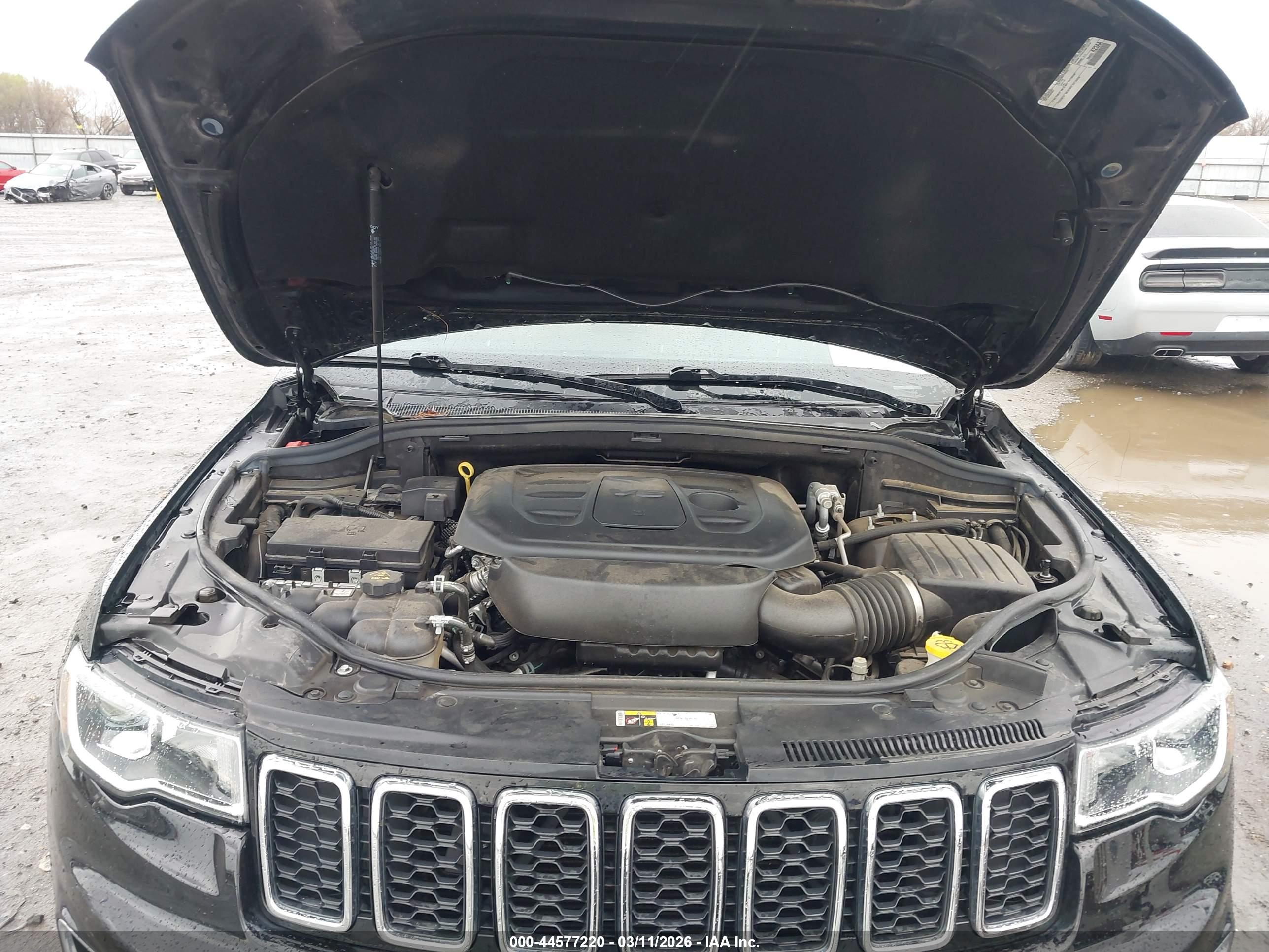JEEP GRAND image 10