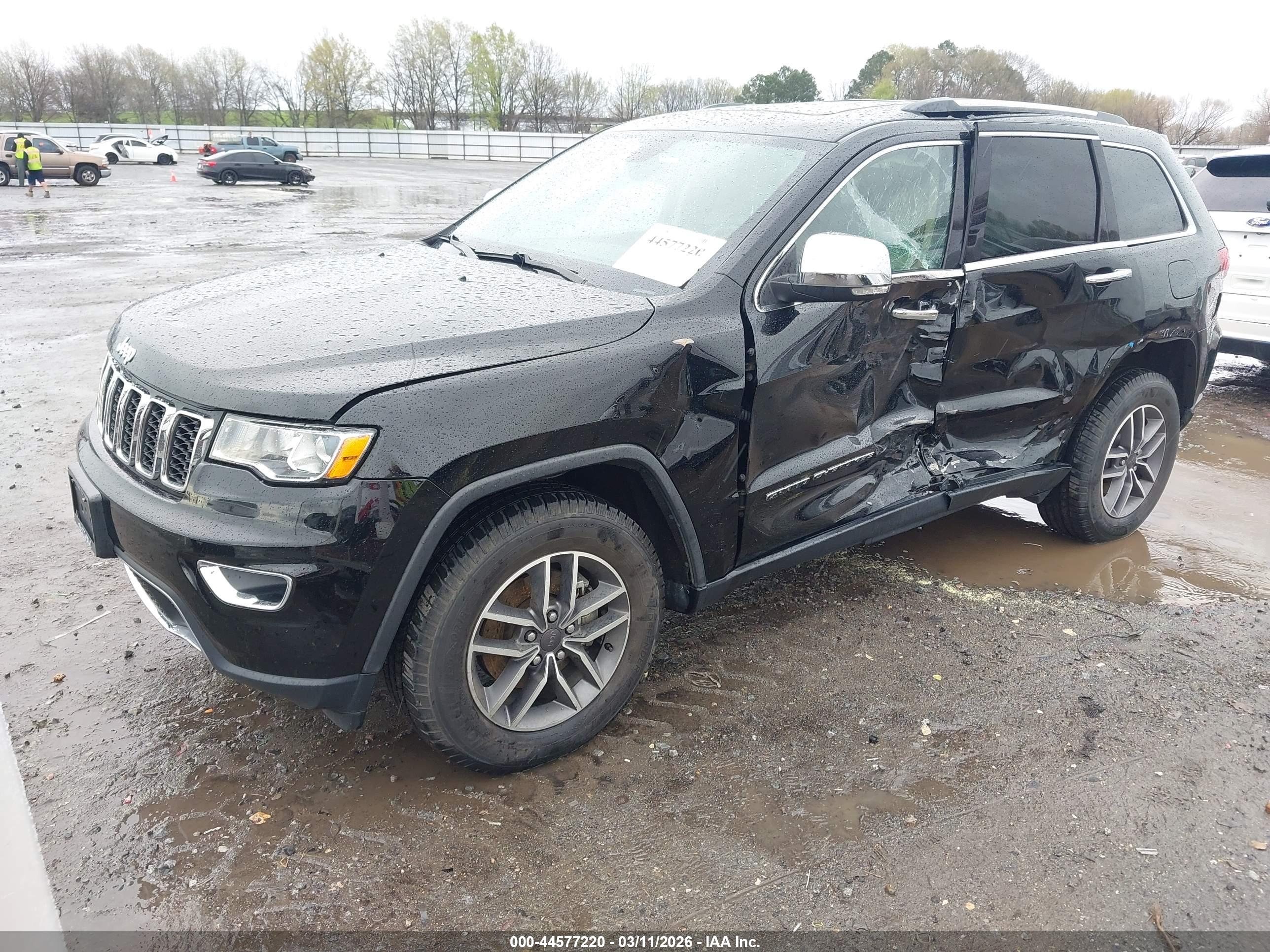 JEEP GRAND image 2