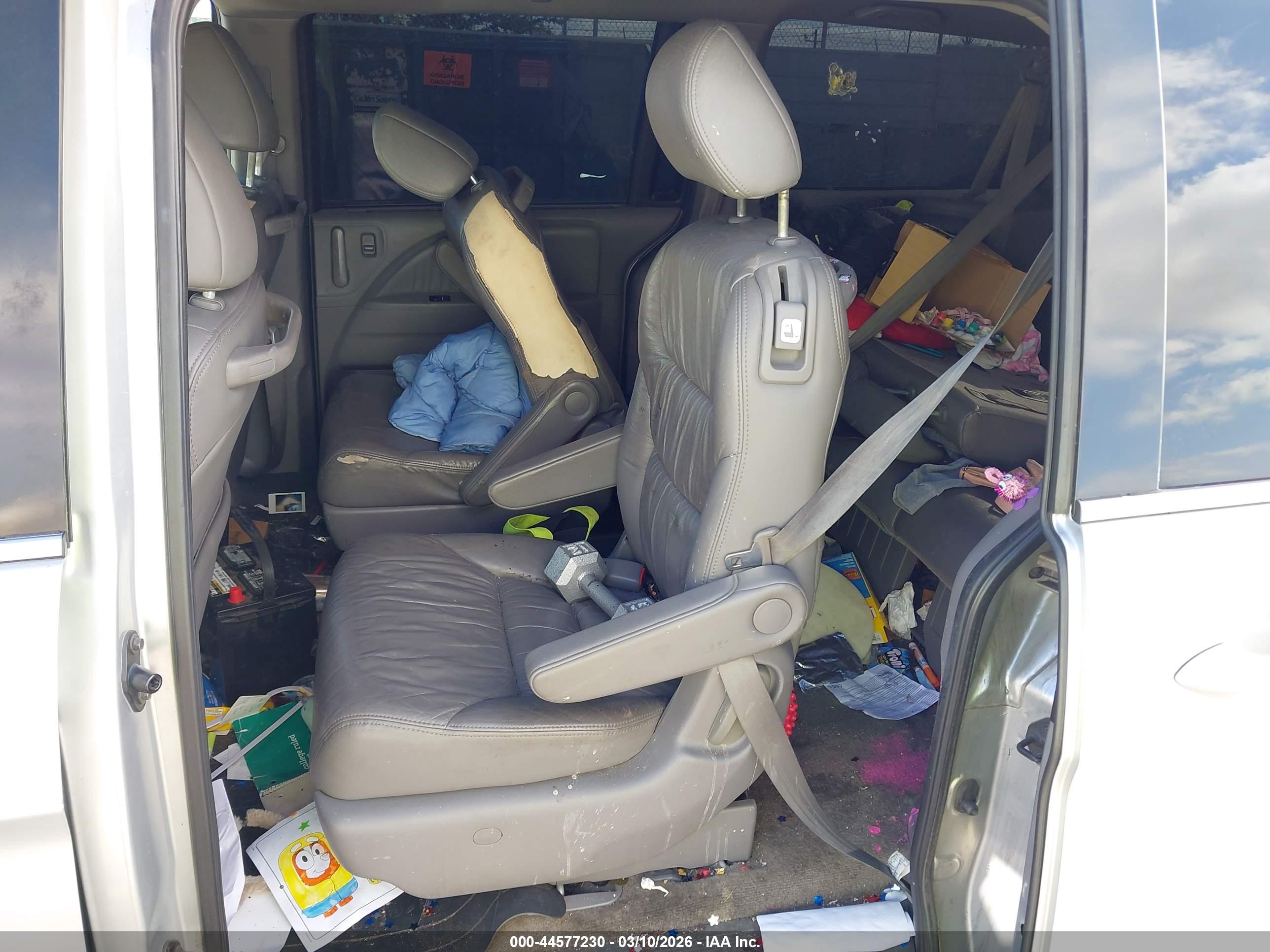 HONDA ODYSSEY image 8