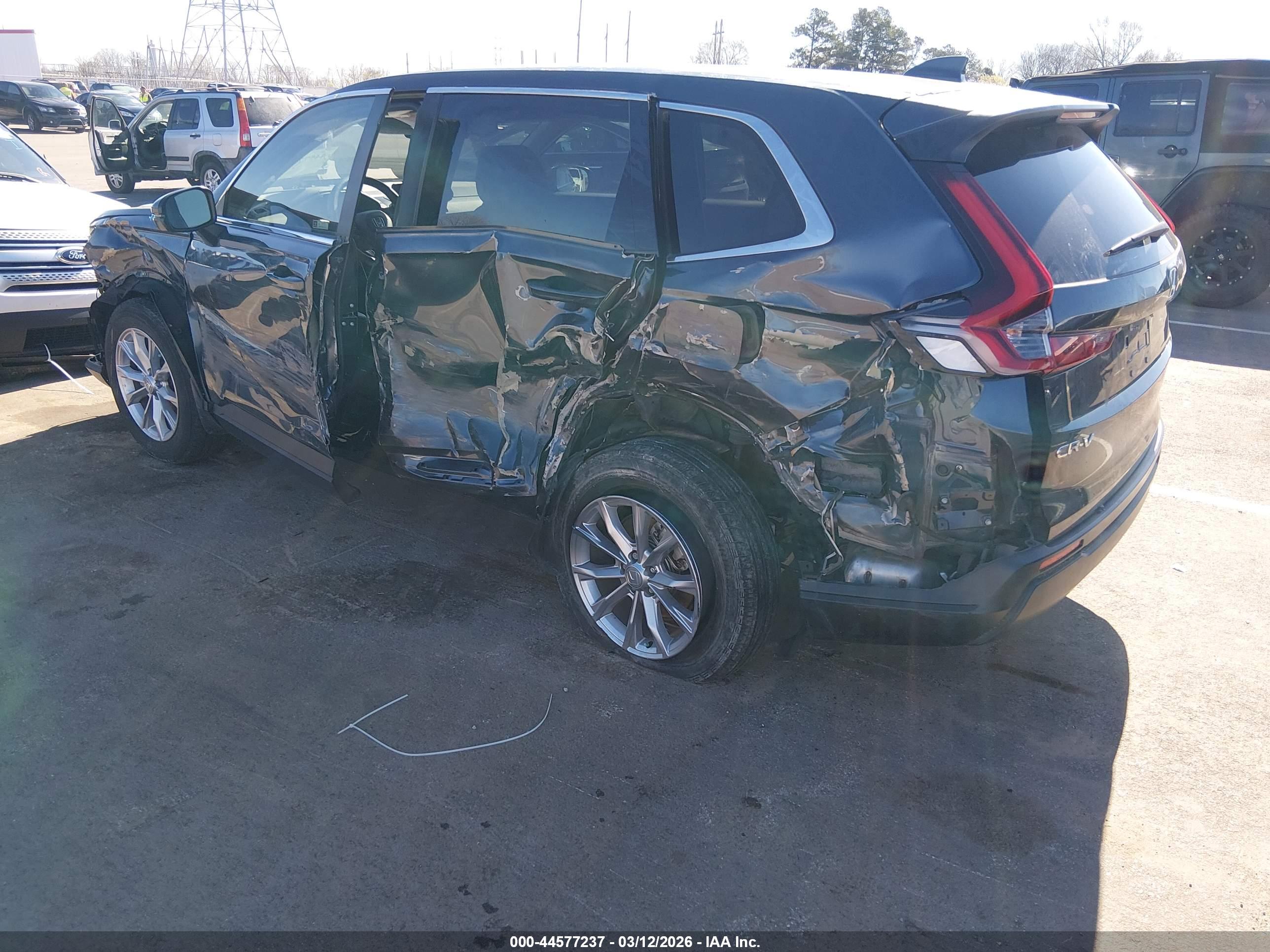HONDA CR-V image 3