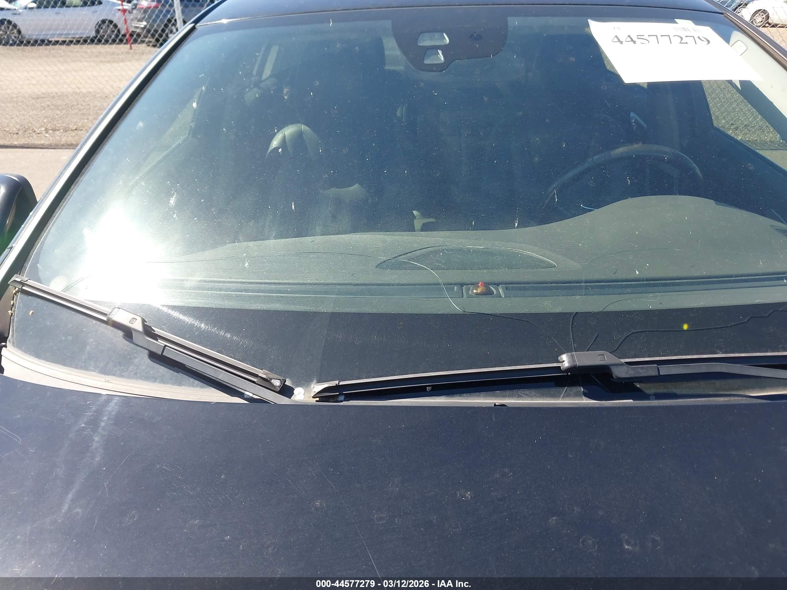 VOLVO S60 image 6